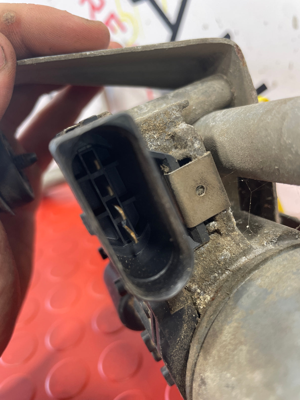 Volkswagen Transporter T6/Touran/Caddy WIPER LINKAGE WITH MOTOR 2010-2015 P/N 1T2955023A