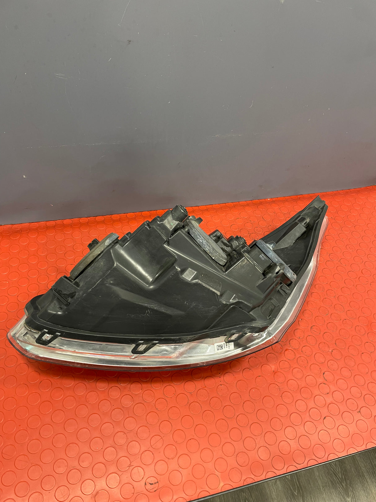 Ford Transit Custom HEADLIGHT ASSEMBLY Driver's Side Chrome Interior (1 mounting point damage) 2013-2018 P/N BK2113D152B - 1