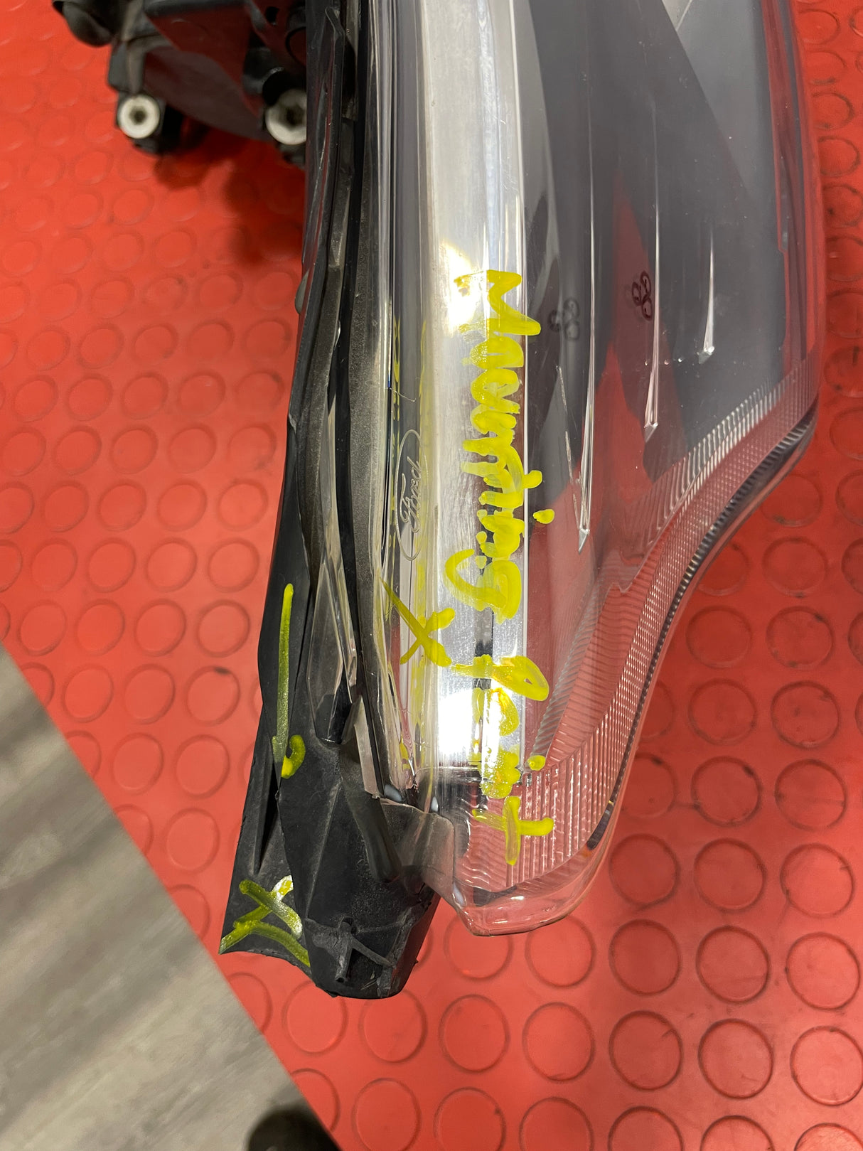 Ford Transit Custom HEADLIGHT ASSEMBLY Driver's Side Chrome Interior (1 mounting point damage) 2013-2018 P/N BK2113D152B - 1