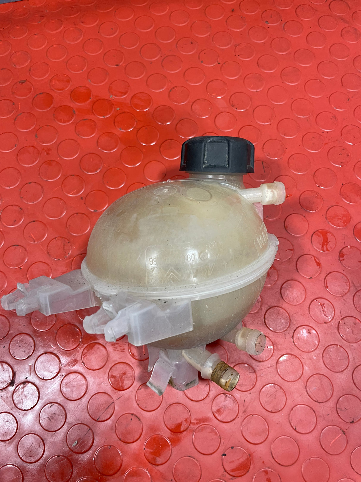 Citroen Dispatch/Peugeot Expert/Vauxhall Vivaro COOLANT EXPANSION TANK 2019-2023 P/N 9821049380