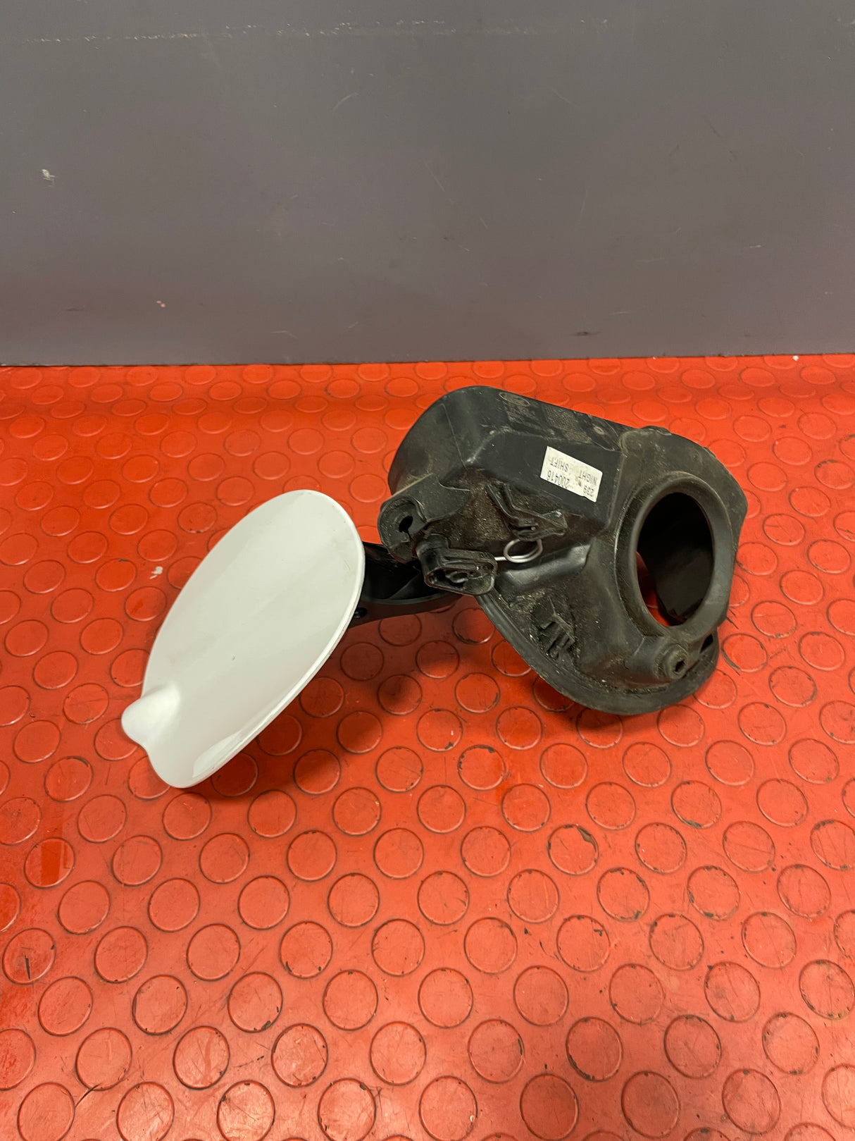 Ford Transit Connect FUEL FILLER CAP COVER & HOUSING (White) 2013-2018 P/N DT11V27936A/D