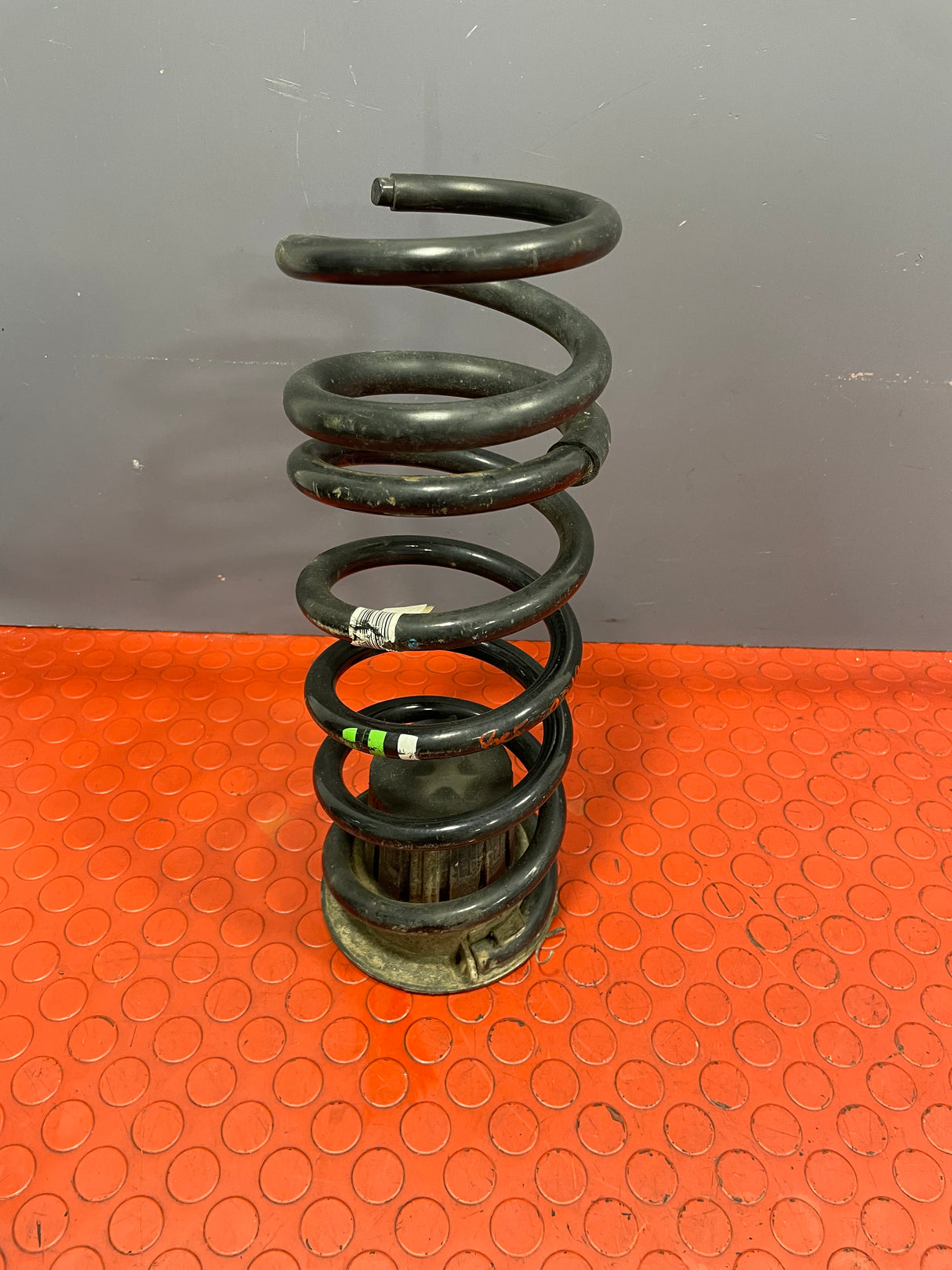 Citroen Berlingo/Peugeot Partner/Vauxhall Combo/Toyota Proace City REAR COIL SPRING 2019-2024 P/N 9824534080 - 2