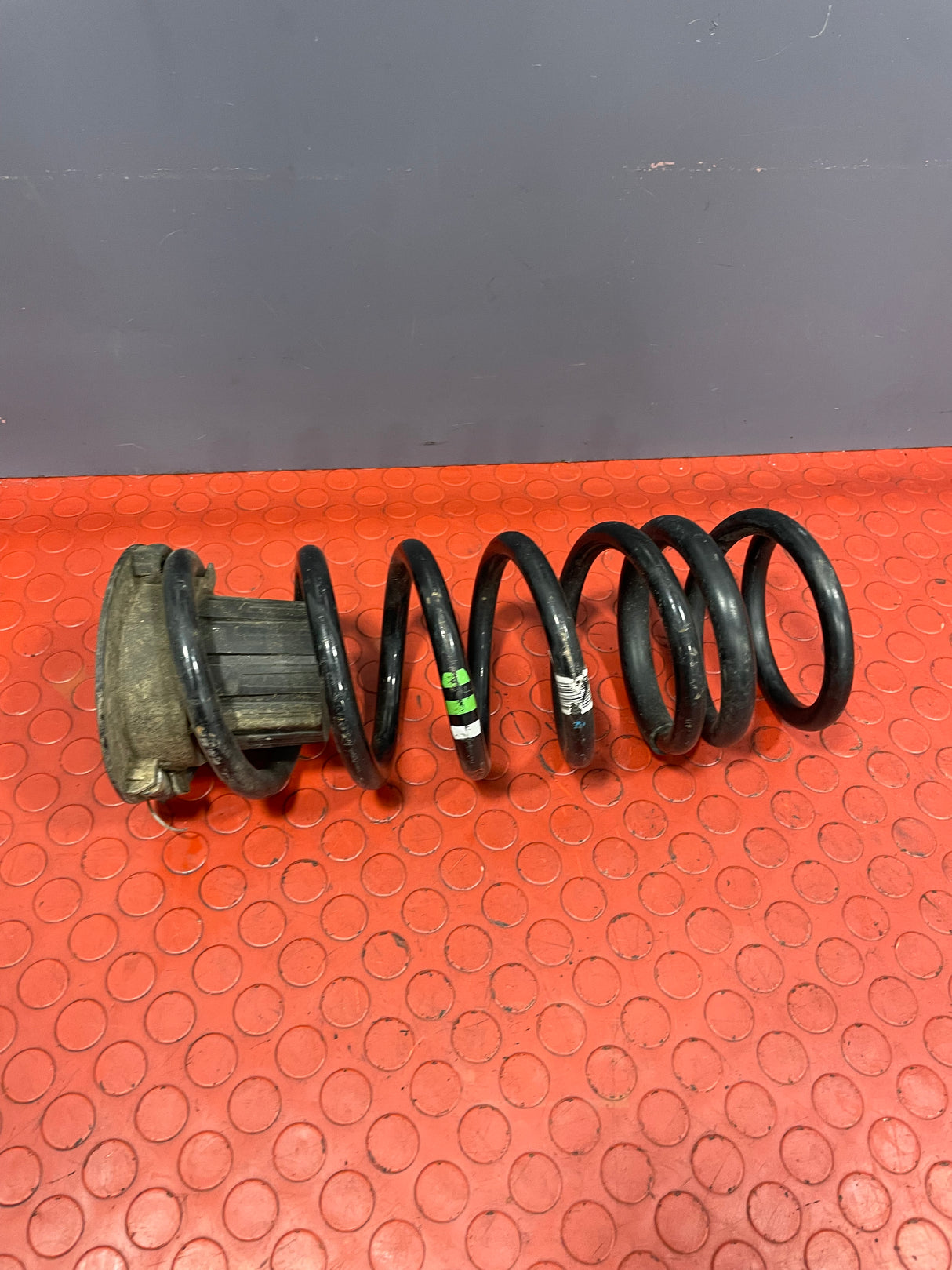 Citroen Berlingo/Peugeot Partner/Vauxhall Combo/Toyota Proace City REAR COIL SPRING 2019-2024 P/N 9824534080 - 2