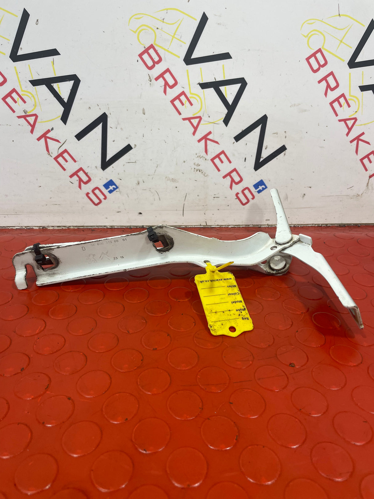 Peugeot Partner/Citroen Berlingo BONNET HINGES (Pair) 2008-2018 P/N 968063148001