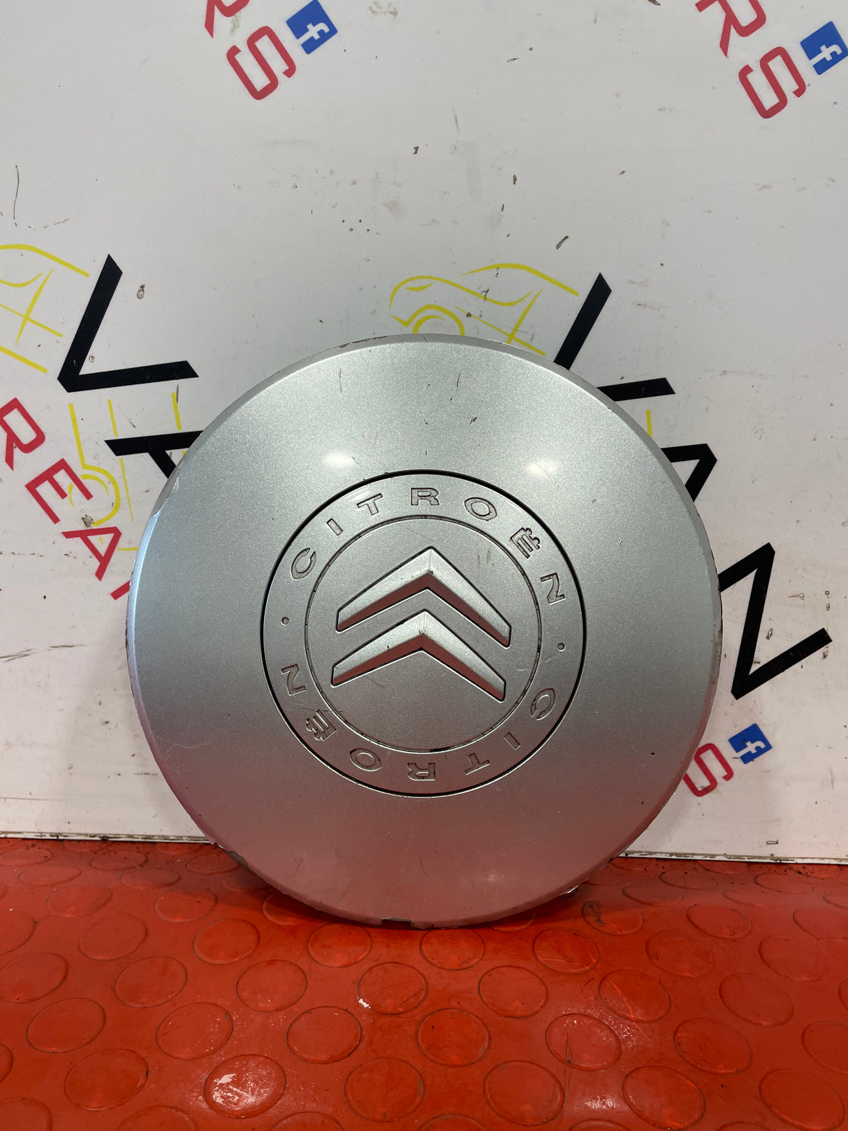 Citroen Dispatch Mk2 WHEEL CENTER CAP 2010-2018 P/N 9658036380