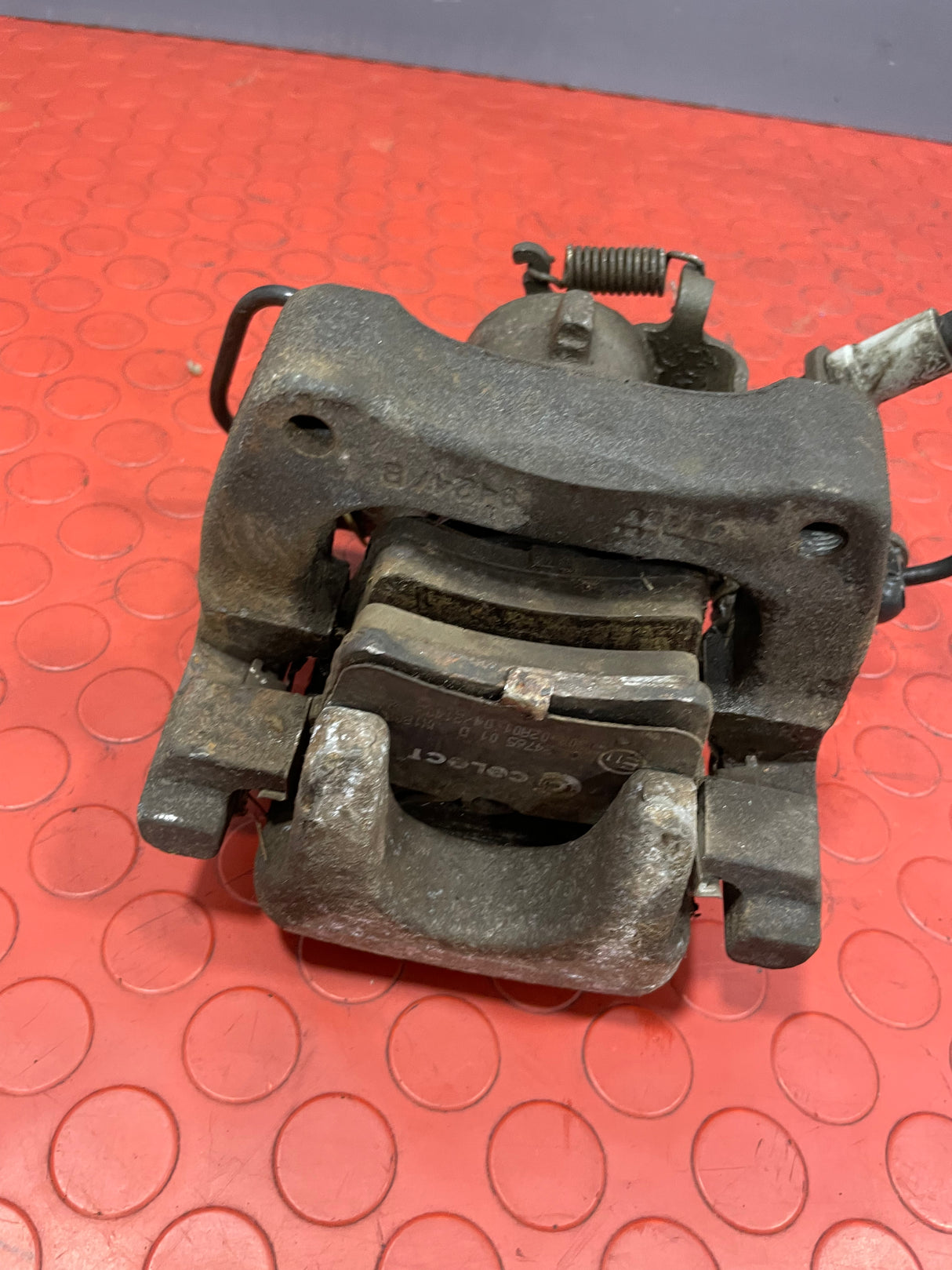 Citroen Berlingo/Peugeot Partner BRAKE CALIPER ASSEMBLY Rear Passenger's Side P/N 9803120580