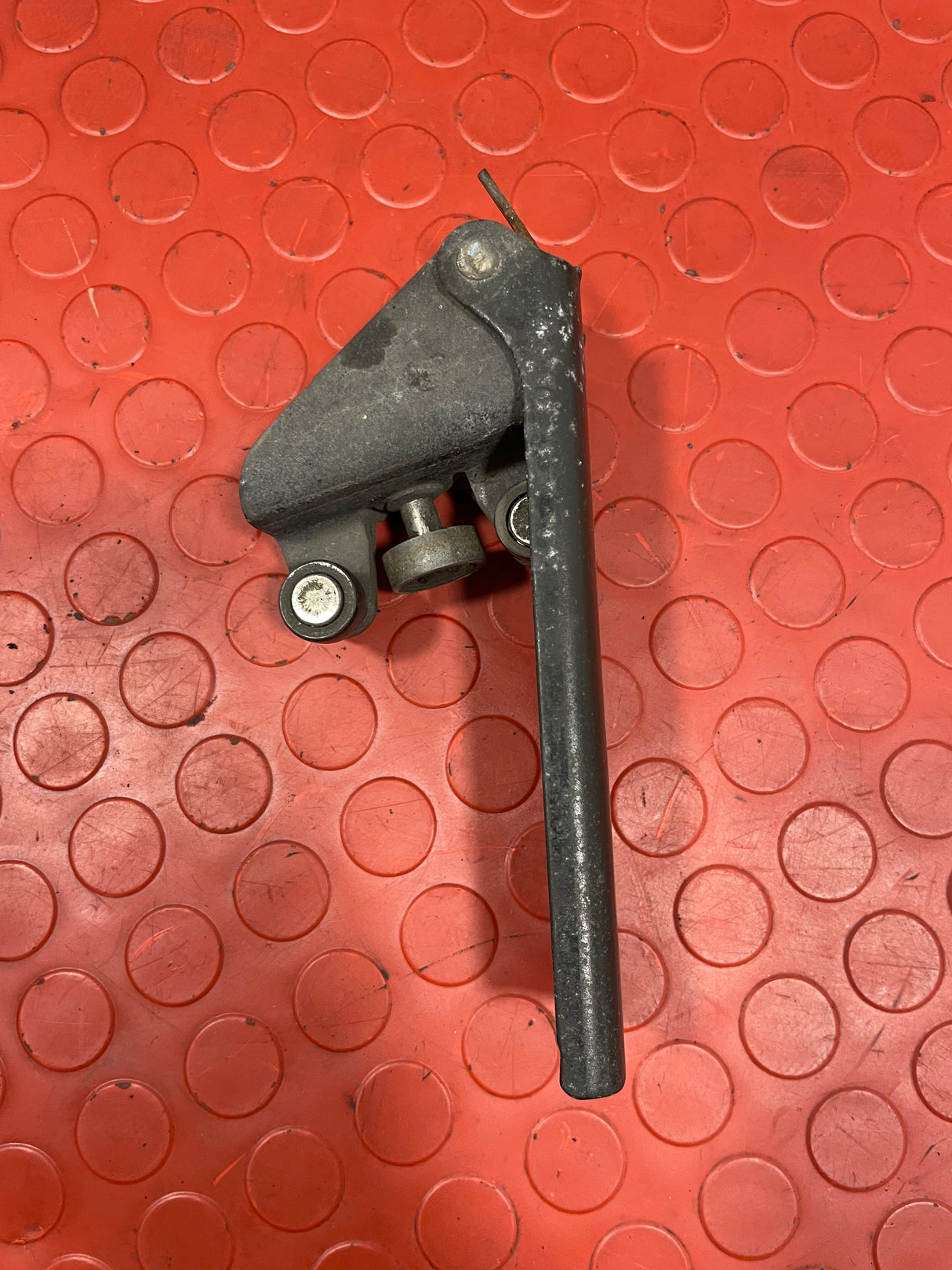 Vauxhall Vivaro/Renault Trafic SLIDING DOOR ROLLER PASSENGER SIDE 2013 P/N 311973E