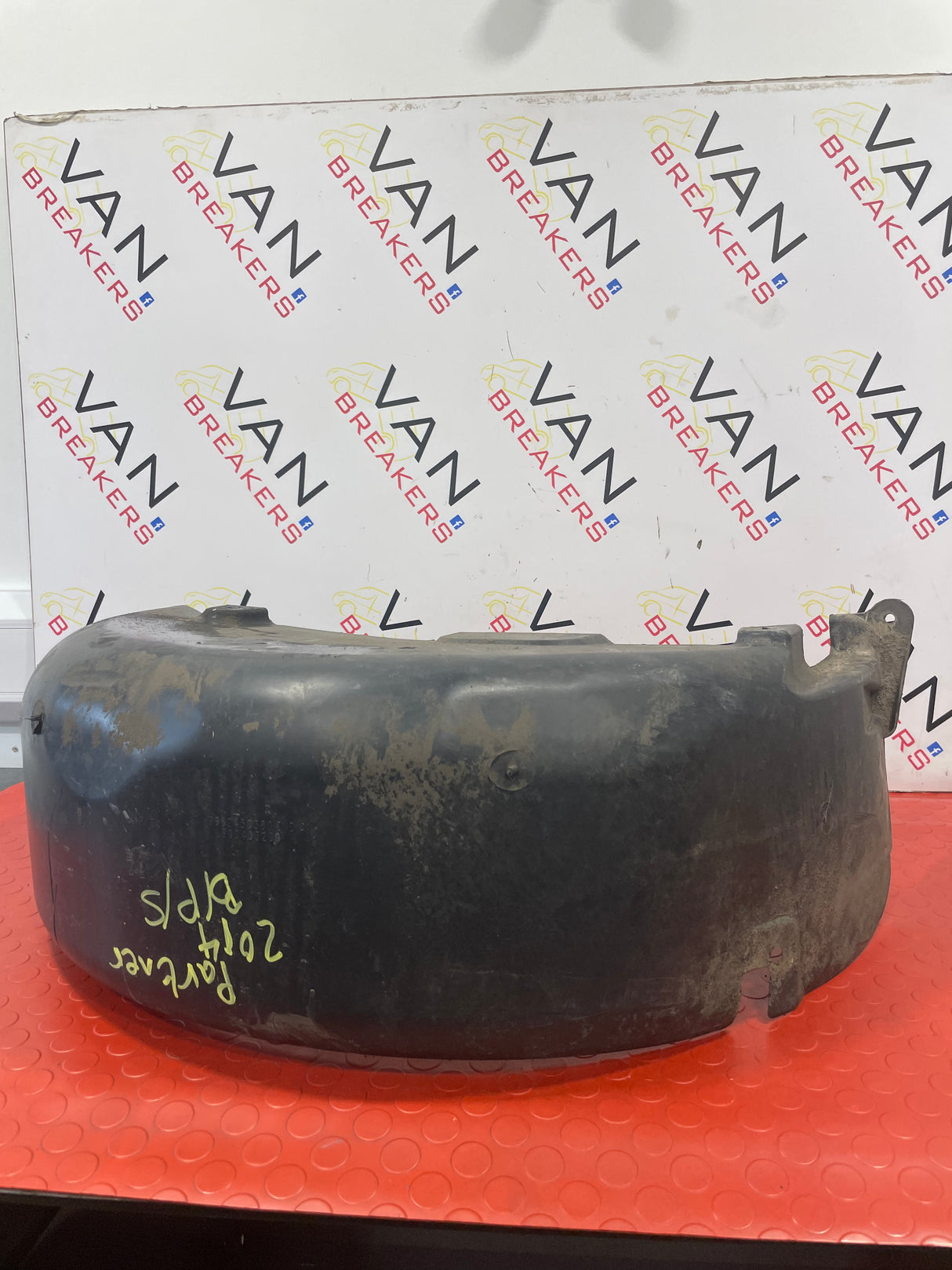 Citroen Berlingo/Peugeot Partner PASSENGER SIDE REAR WHEEL ARCH LINER 2008-2018 P/N 9680450380