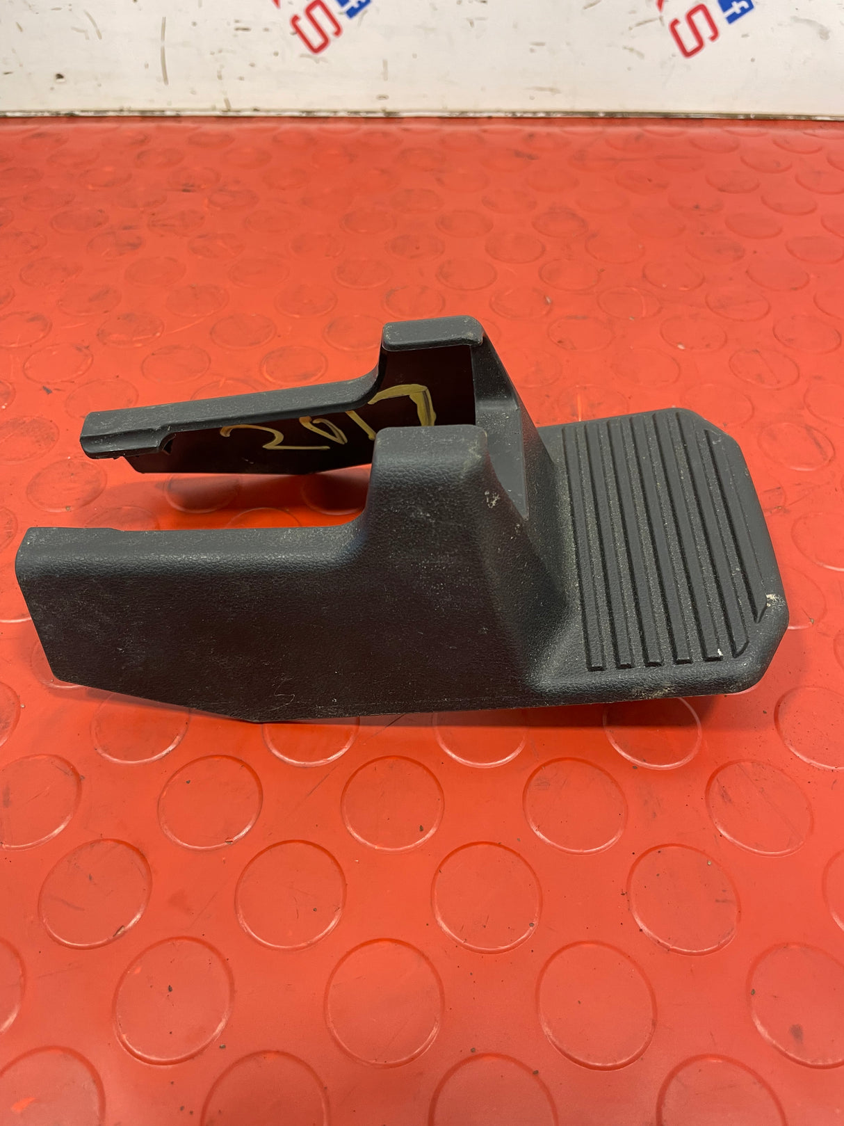Toyota Hilux SEAT RAIL END CAP TRIM 2017 P/N 72137KK010