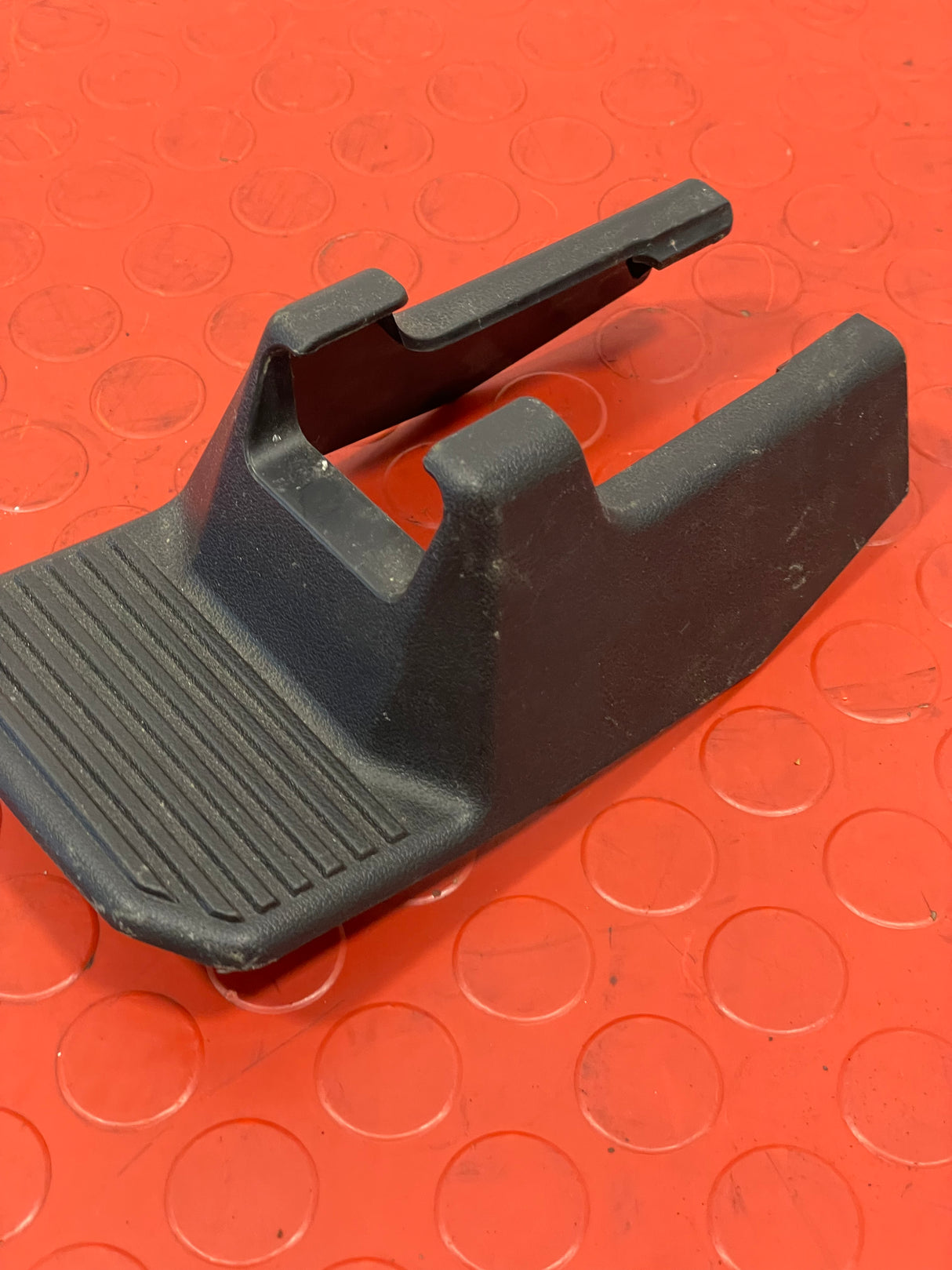 Toyota Hilux SEAT RAIL END CAP TRIM 2017 P/N 72137KK010