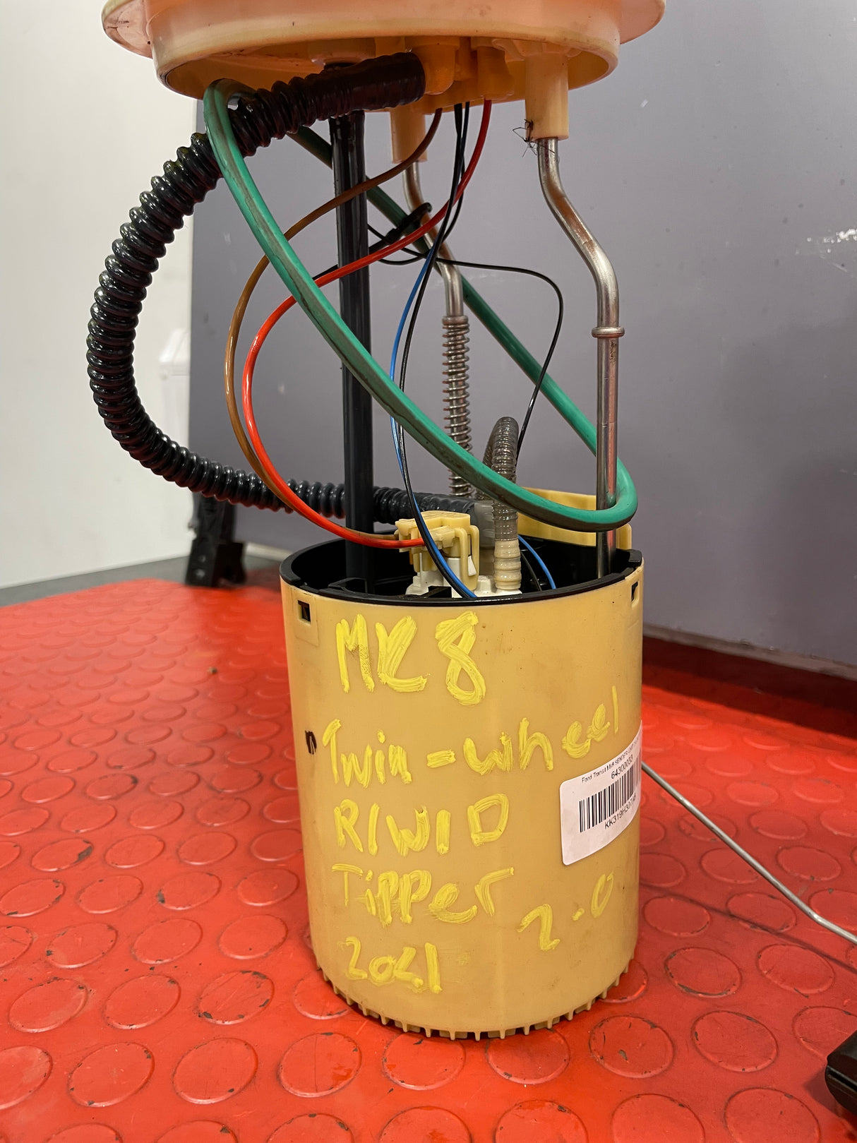 Ford Transit Mk8 FUEL SENDING UNIT 2.0 2021 P/N KK319H307AB
