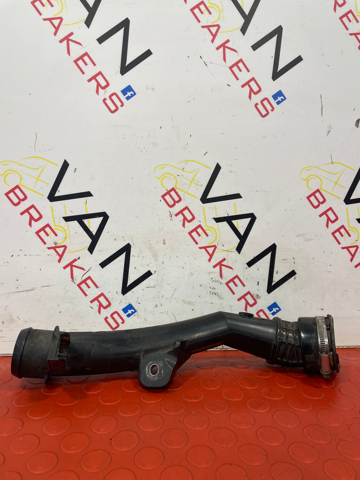 Citroen Berlingo/Peugeot Partner/Toyota Proace City/Vauxhall Combo DIESEL INTERCOOLER HOSE PIPE 1.5L 2019-2024 P/N 9831710780