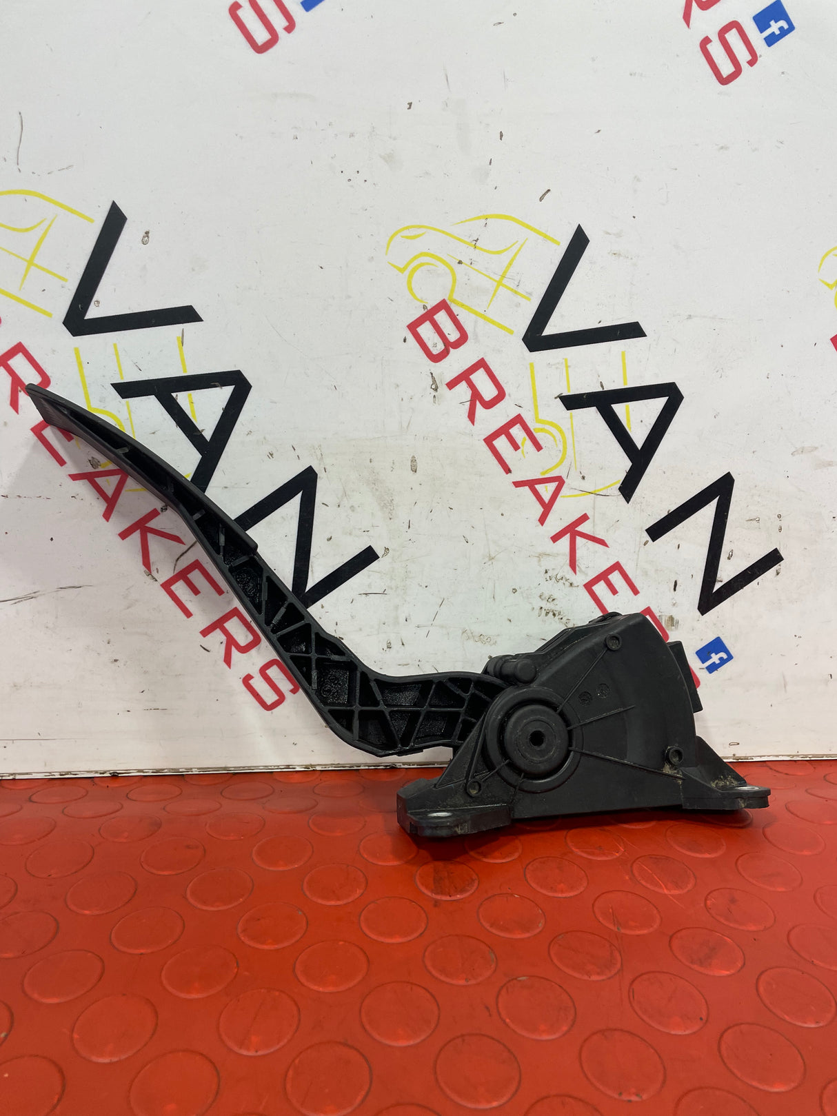 Nissan Navara D23 Throttle Pedal 2015-2020 P/N 180024KJ0A