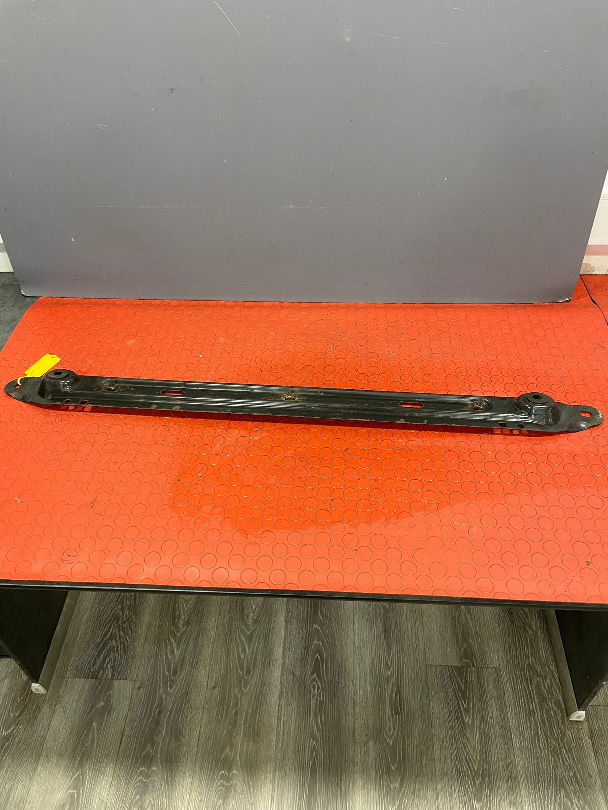 Citroen Berlingo/ Peugeot Partner BOTTOM RADIATOR BRACKET 2008-2018 P/N D04S40