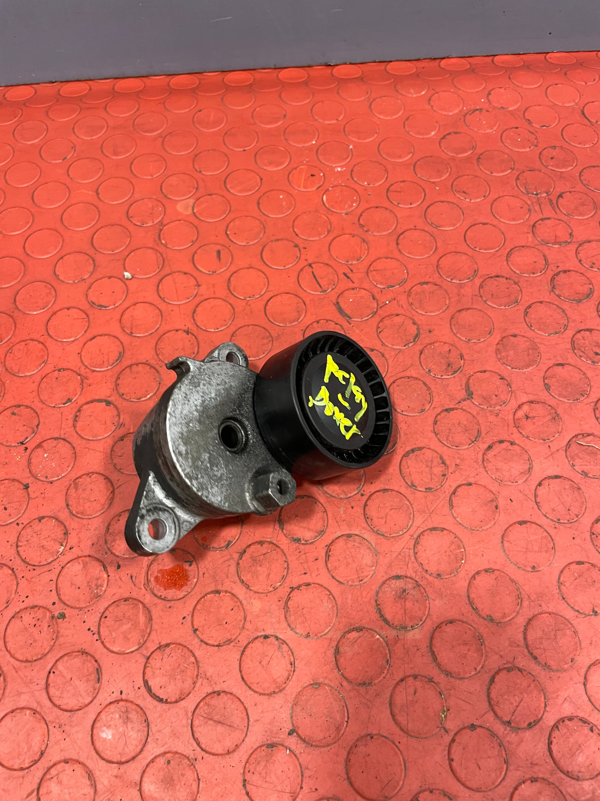 Citroen Relay/Peugeot Boxer/Fiat Ducato AUXILIARY BELT TENSIONER 2.0 2008-2019 P/N 9826368080