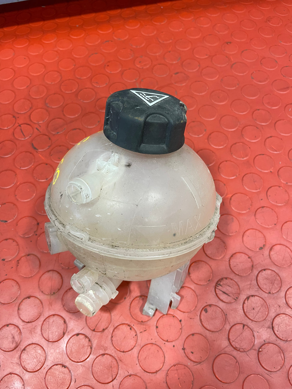 Citroen Berlingo/Peugeot Partner/Vauxhall Combo/Toyota Proace City RADIATOR COOLANT EXPANSION RESERVOIR 2019-2024 P/N 9678514680