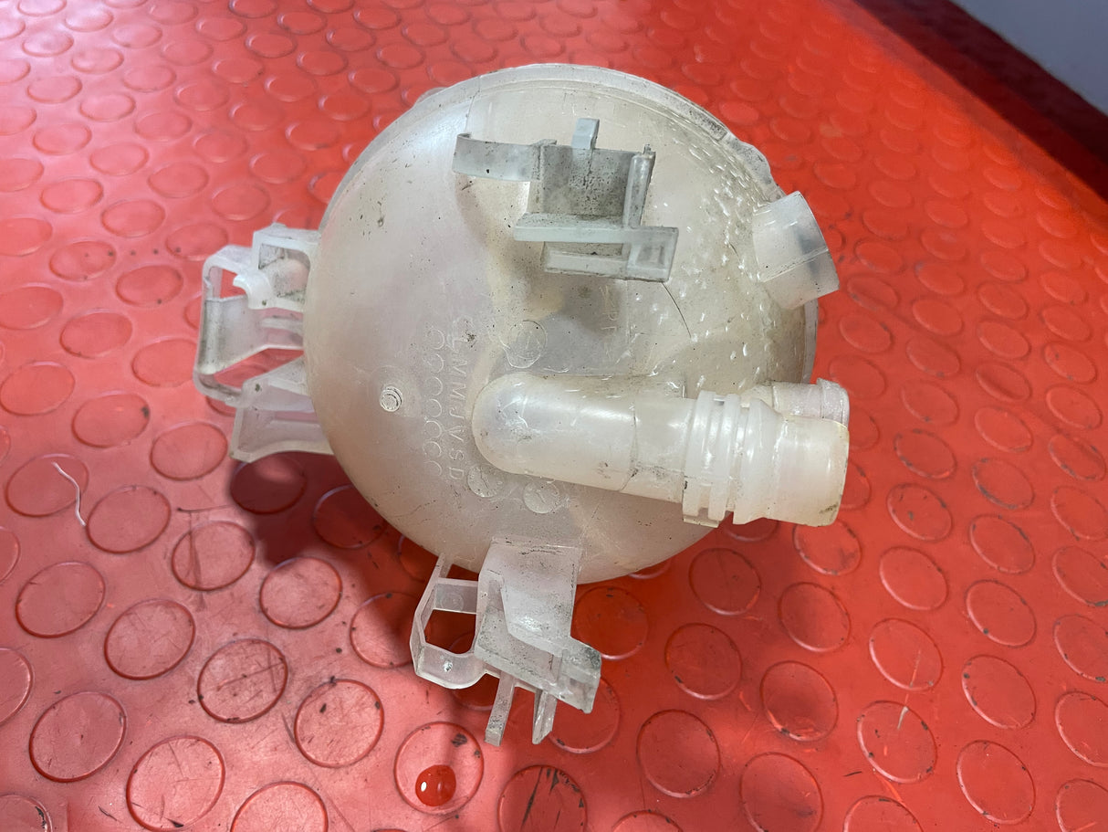 Citroen Berlingo/Peugeot Partner/Vauxhall Combo/Toyota Proace City RADIATOR COOLANT EXPANSION RESERVOIR 2019-2024 P/N 9678514680