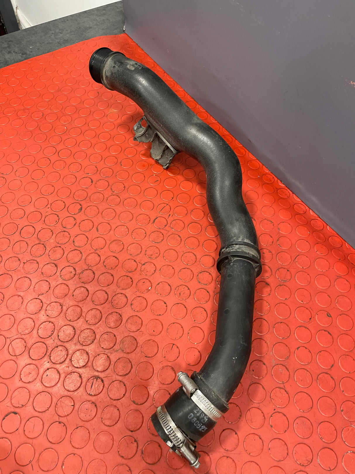 Ford Transit TURBO INTERCOOLER BOOST PIPE (mounting point damage) Mk8 2.0 TDCI 2016-2023 P/N GK216C646A - 1