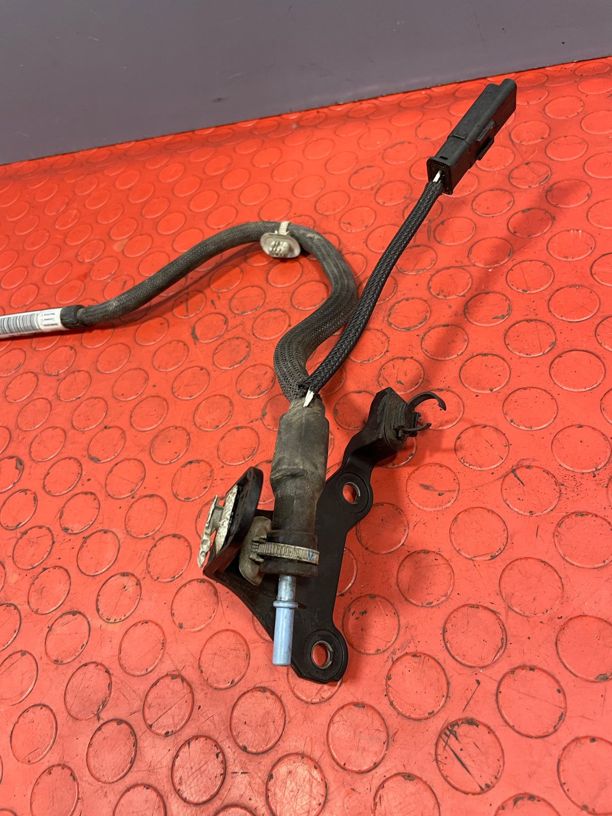 Vauxhall Vivaro/Citroen Dispatch/Peugeot Expert/Toyota Proace/Fiat Scudo ADBLUE PIPE LINE TO NOZZLE (no clip lock) 2016-2024 P/N 9826302180