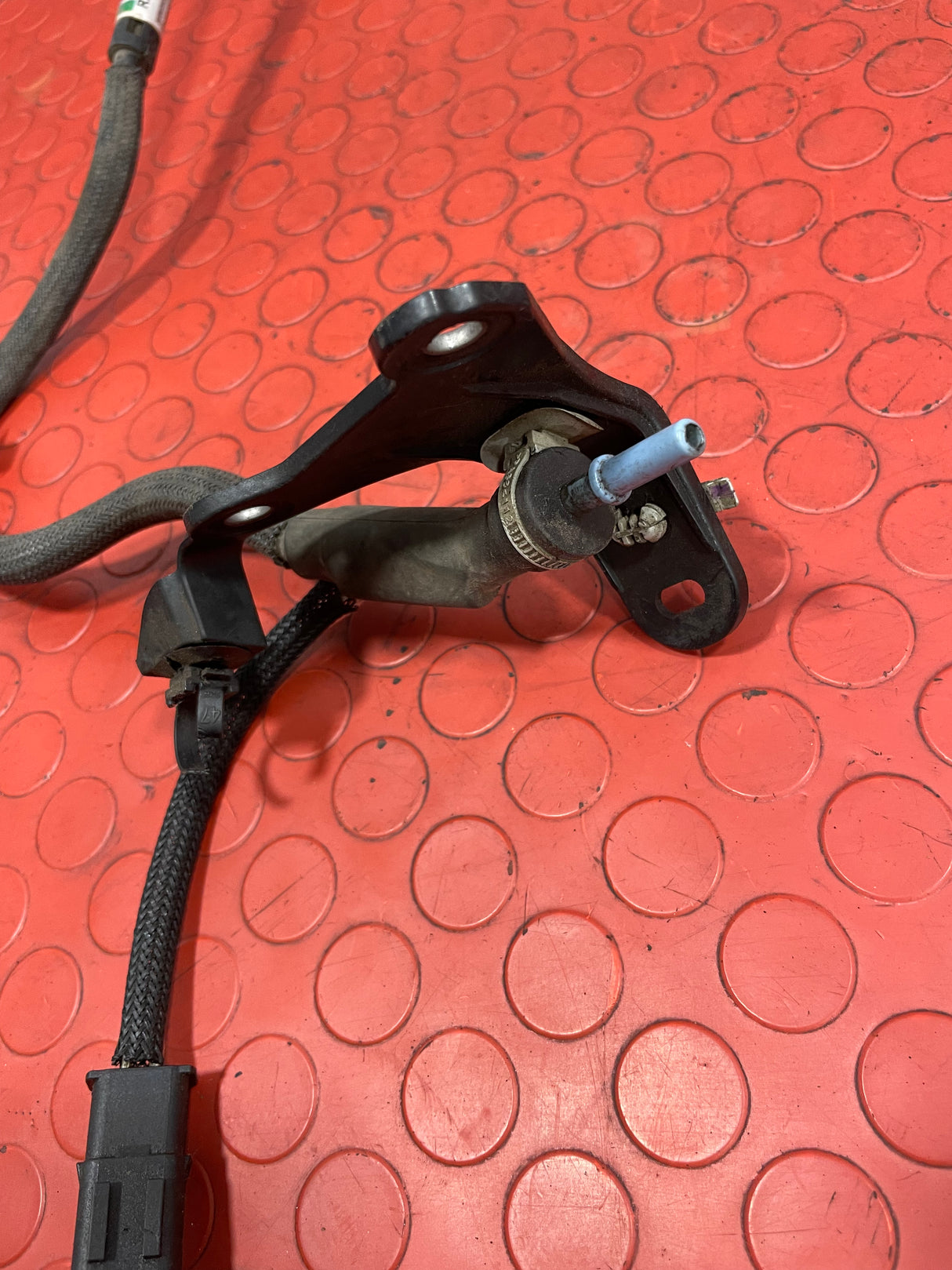 Vauxhall Vivaro/Citroen Dispatch/Peugeot Expert/Toyota Proace/Fiat Scudo ADBLUE PIPE LINE TO NOZZLE (no clip lock) 2016-2024 P/N 9826302180