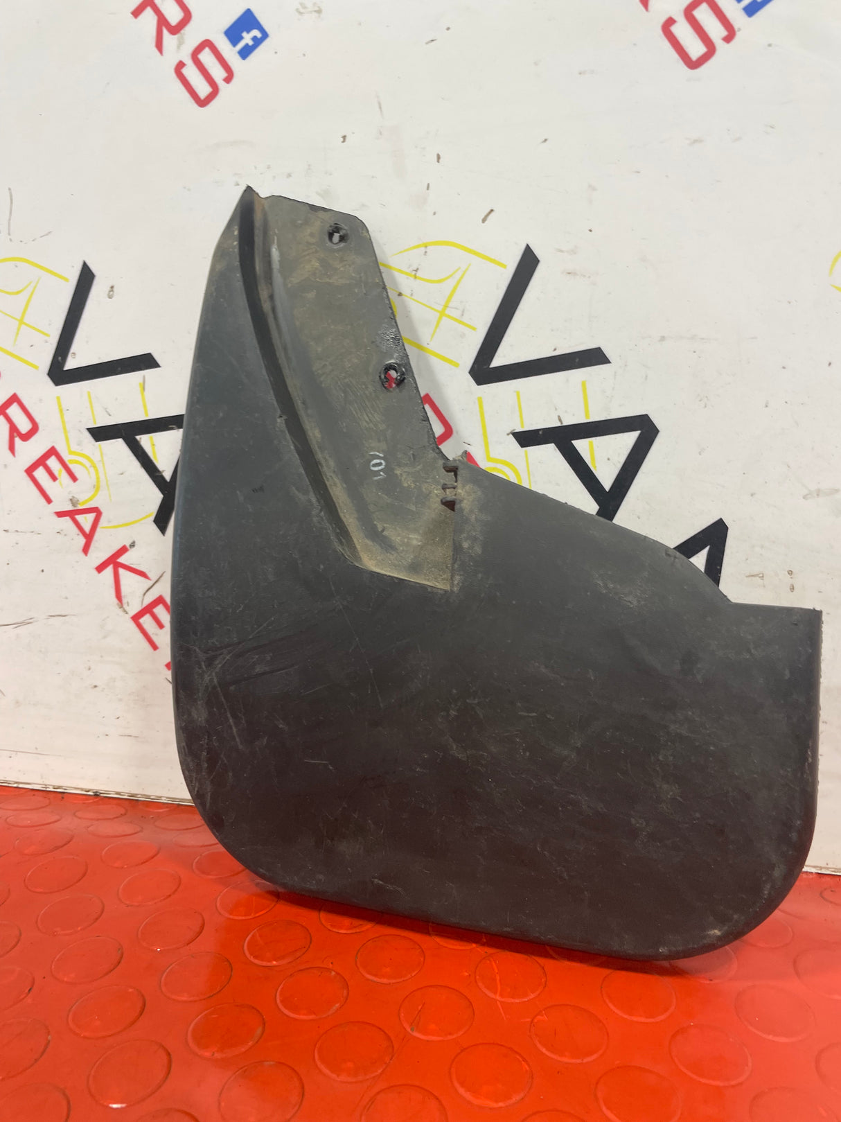 Ford Transit Custom REAR MUDFLAP PASSENGER SIDE LEFT 2013-2018 P/N BK2128371ACW