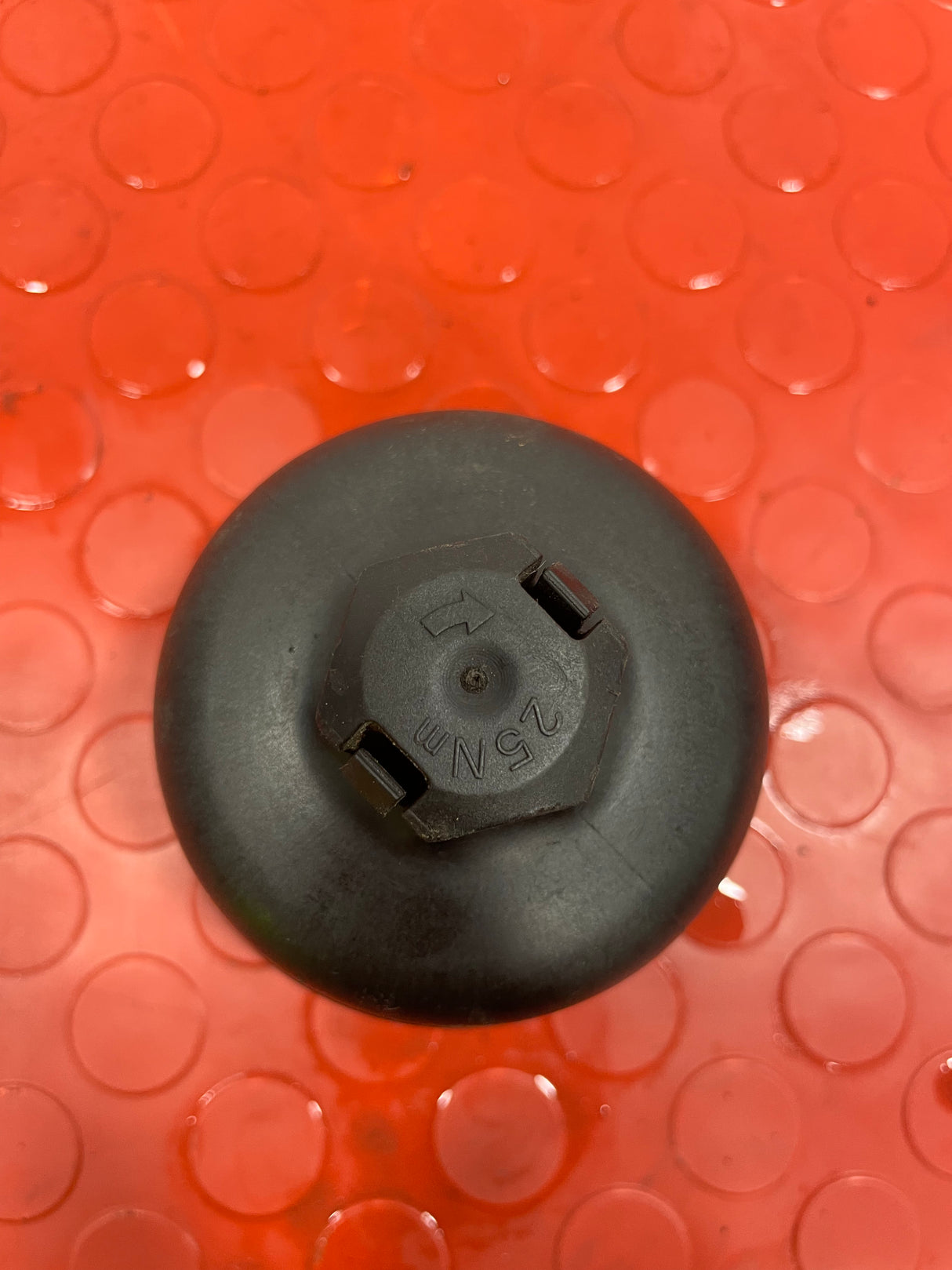 Citroen Berlingo/ OIL FILTER CAP LID TOP 2013-2018 1.6HDI P/N 1610693880