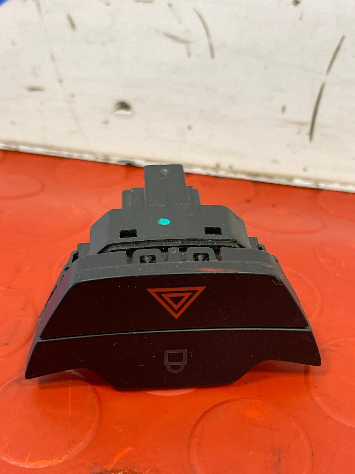 Ford Transit Custom HAZARD WARNING SWITCH P/N BK3T13A350AA