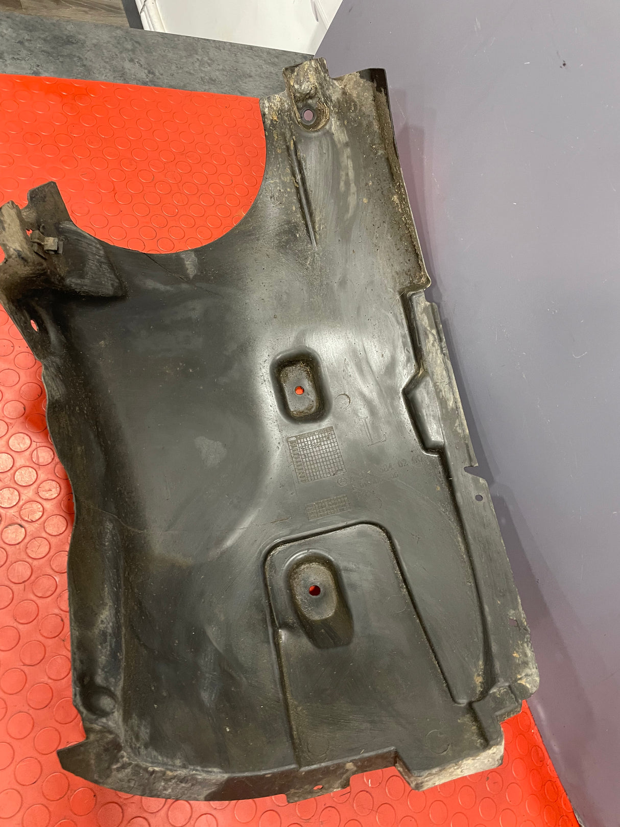 Mercedes Sprinter FRONT WHEEL ARCH Passenger's Side N/S 2019 RWD/AWD P/N A9106840200