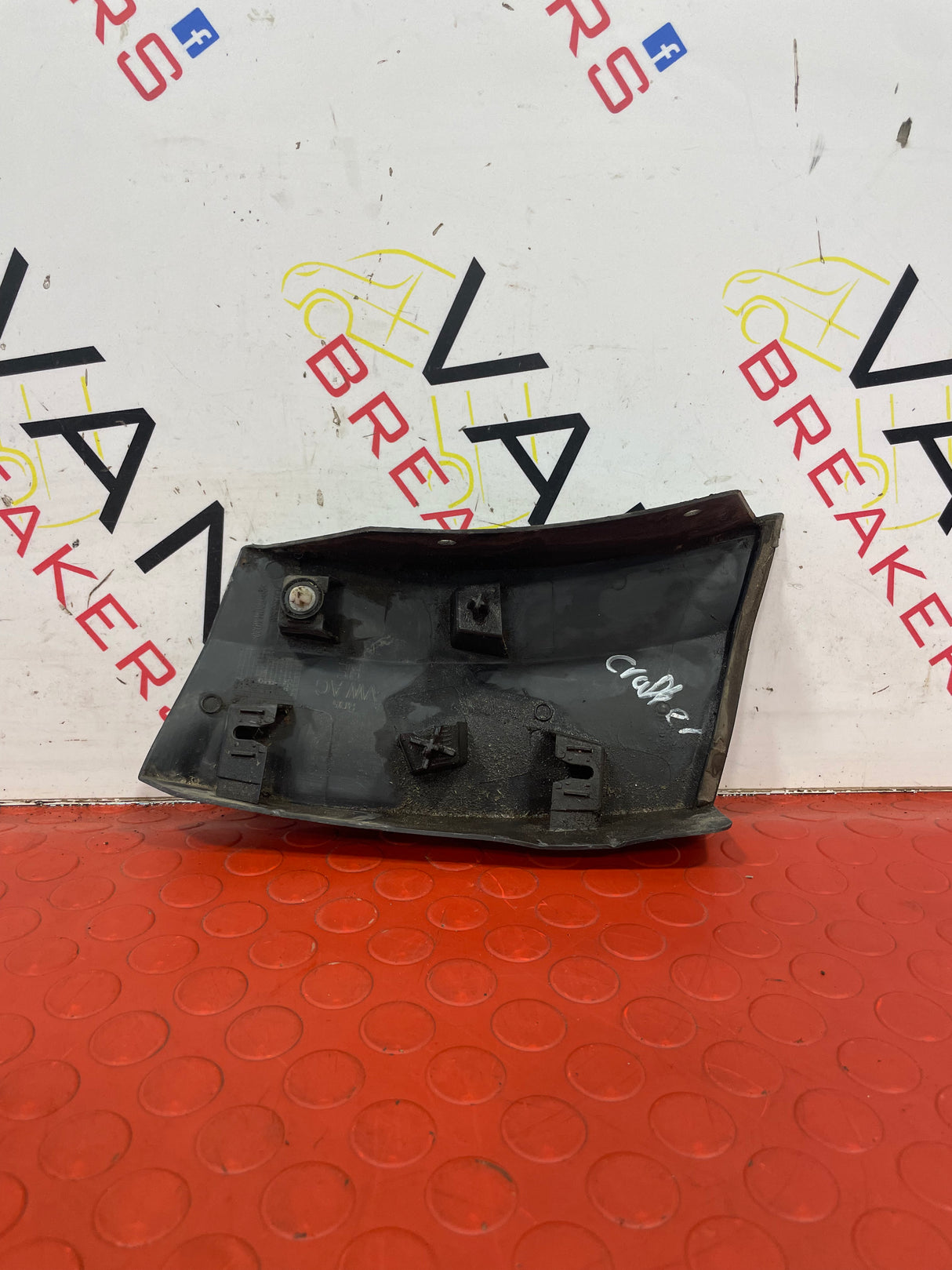 VW Crafter O/S WING PROTECTIVE STRIP DRIVERS RIGHT 2017-2022 P/N 7C0853508