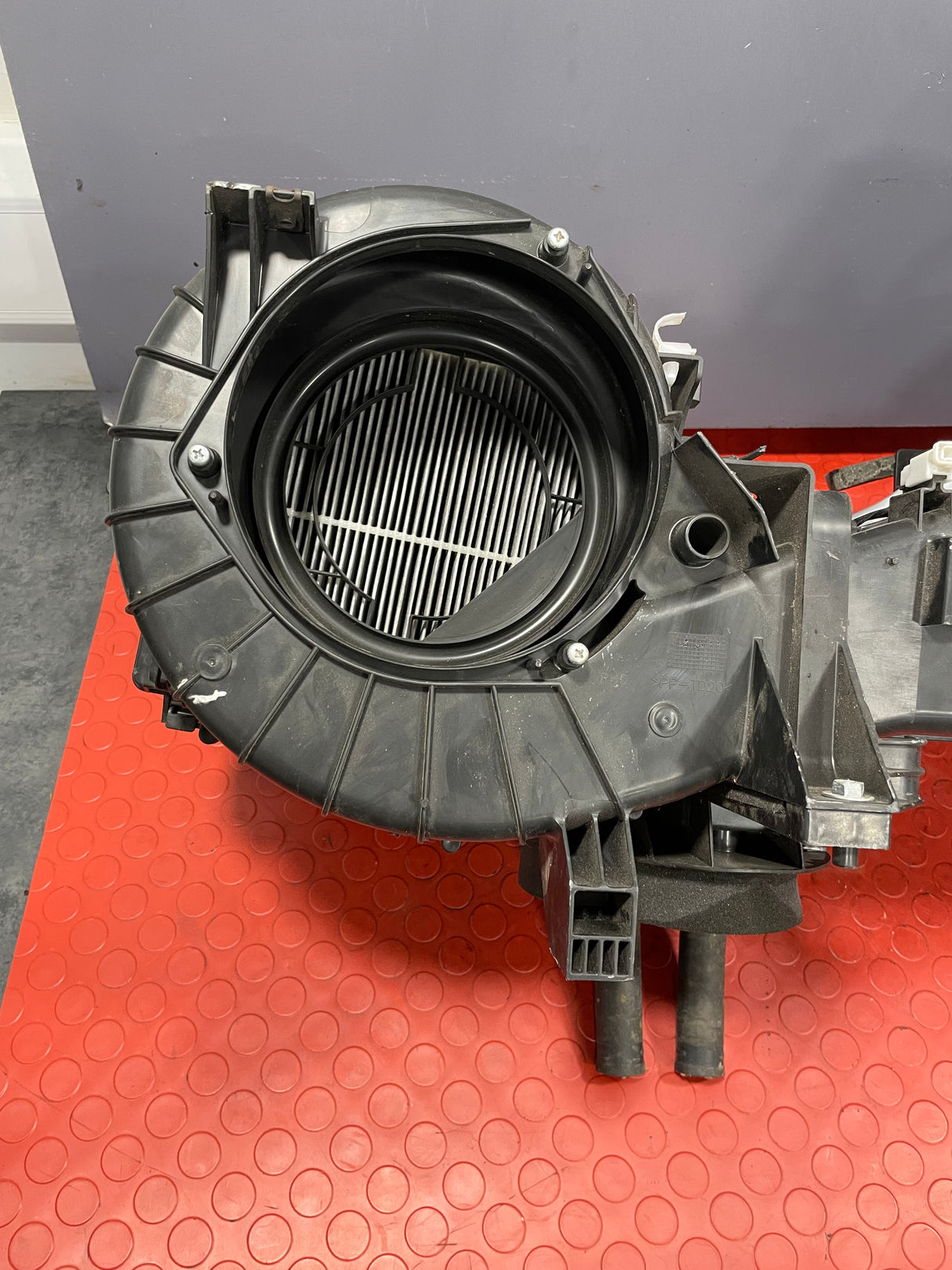Nissan Navara Pickup D23/ HEATER MATRIX UNIT 2016 (w/ minor air pipe damage) P/N 953MY4KJ3A / 279504KJ0A