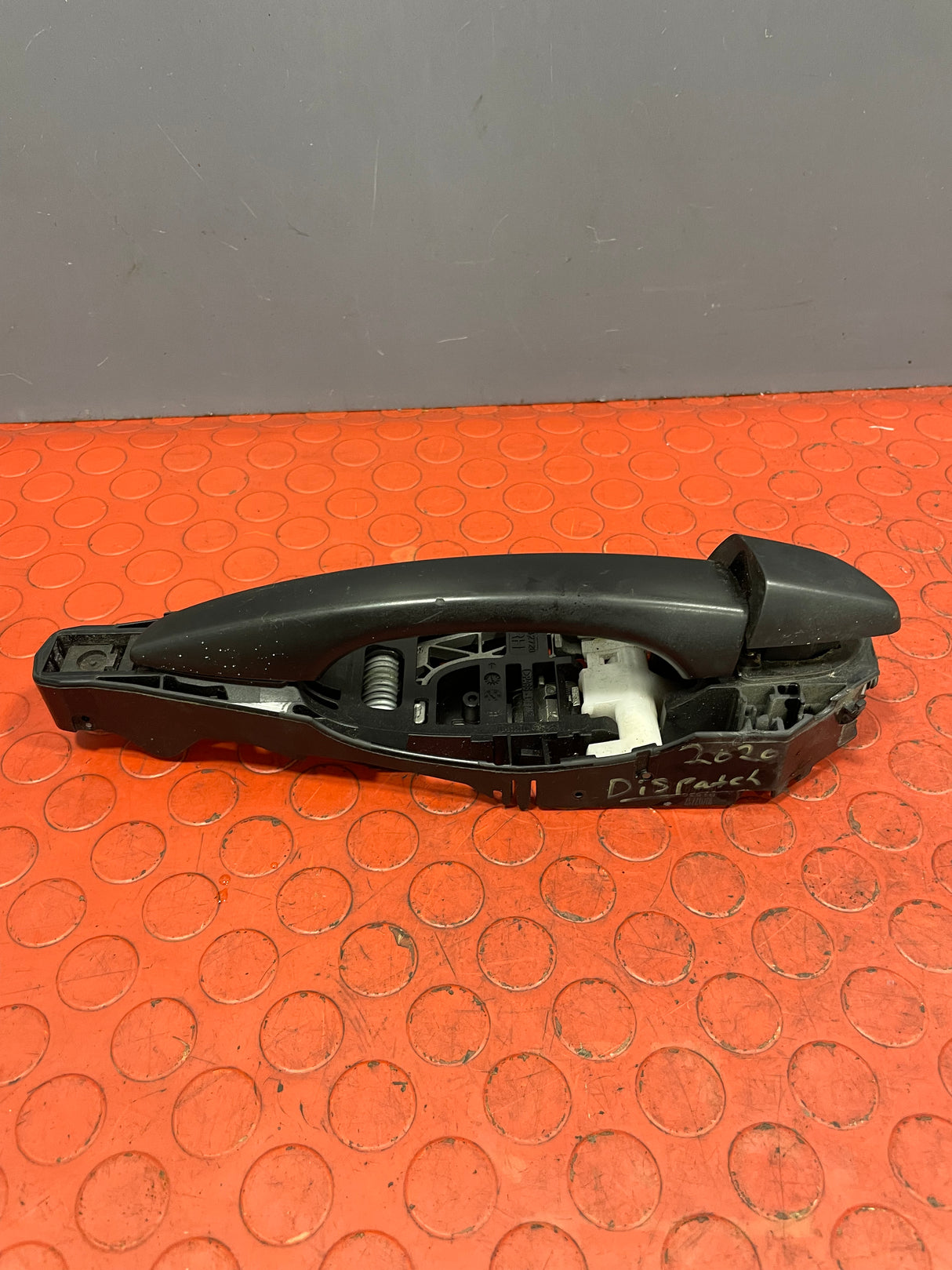 Citroen Dispatch/Peugeot Expert/Vauxhall Vivaro/Toyota Proace/Fiat Scudo OUTER DOOR HANDLE OPENER Driver's Side Front 2016-2024 P/N 9688834080 - 1