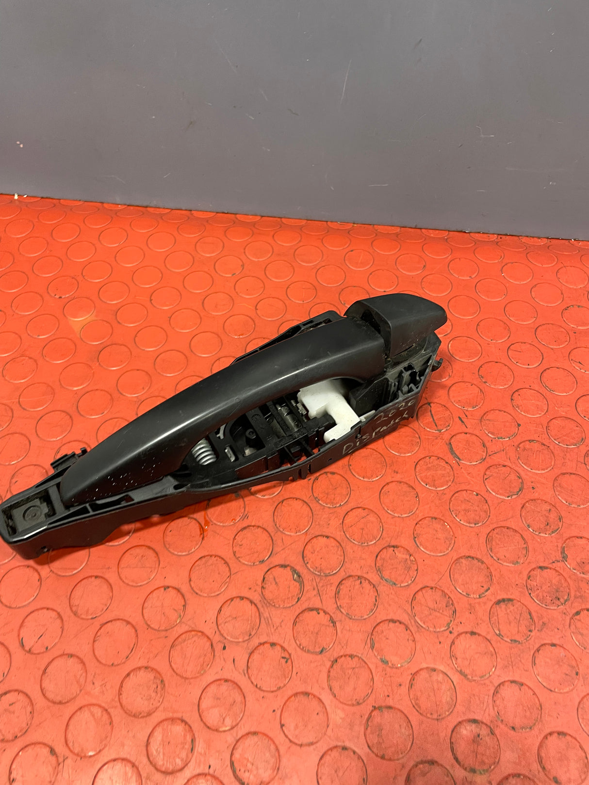 Citroen Dispatch/Peugeot Expert/Vauxhall Vivaro/Toyota Proace/Fiat Scudo OUTER DOOR HANDLE OPENER Driver's Side Front 2016-2024 P/N 9688834080 - 1