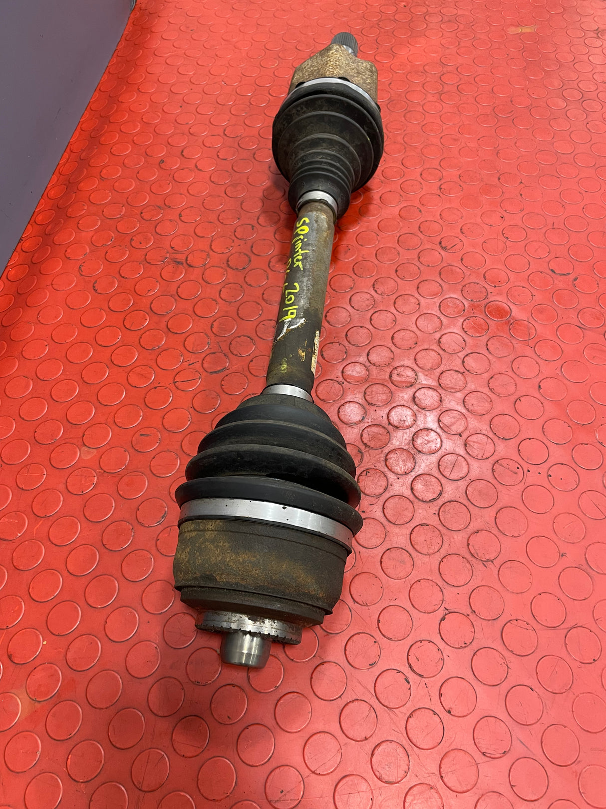 Mercedes Benz Sprinter DRIVE SHAFT ASSEMBLY Passenger's Side N/S 2019 P/N A9103301000 / 8144220820004