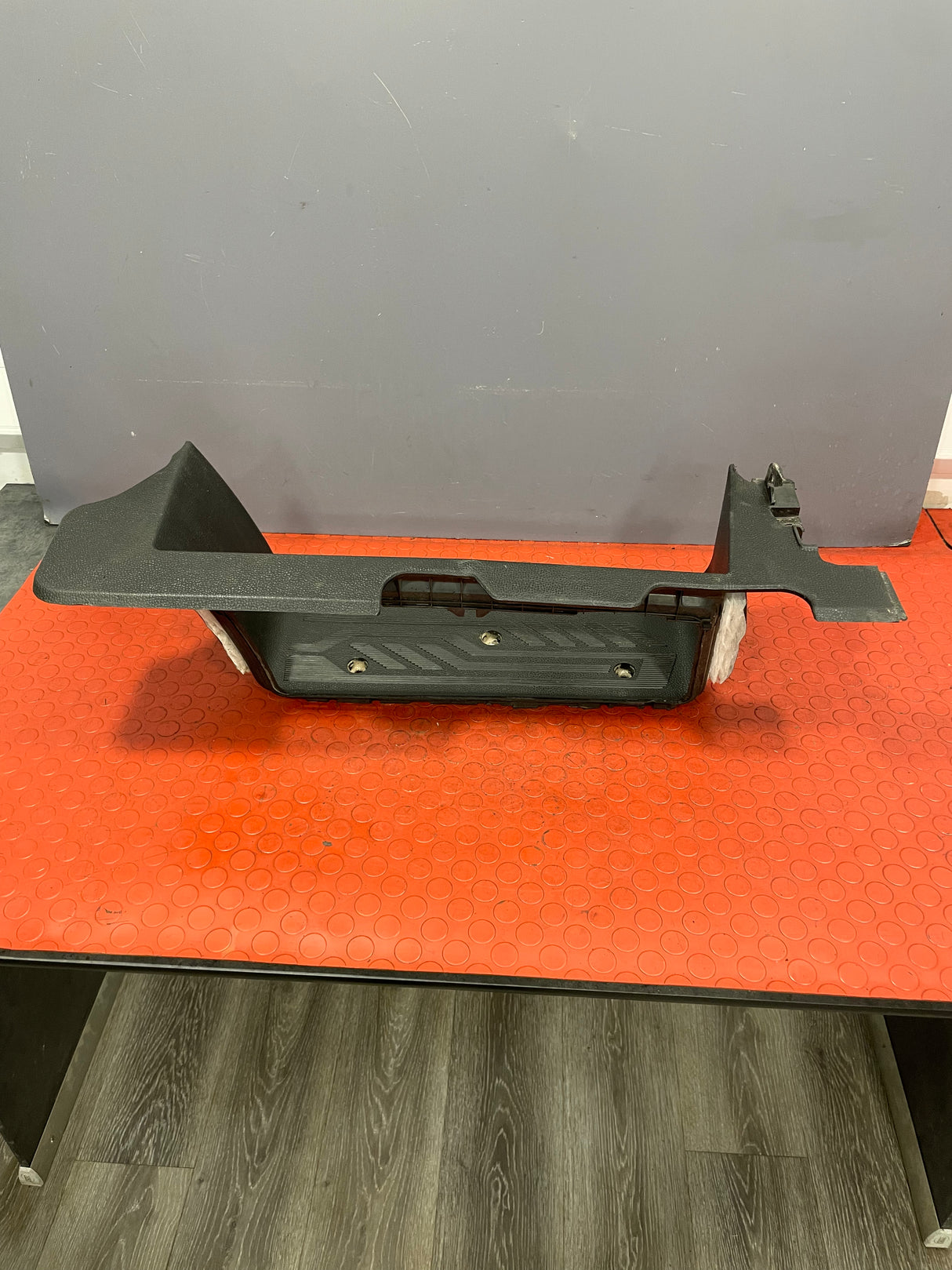 Ford Transit Custom FRONT DRIVER'S SIDE DOOR STEP (Busted Mounting Pin) 2019-2023 P/N BK21V13200AHW - 1 / KK31V13200ADW