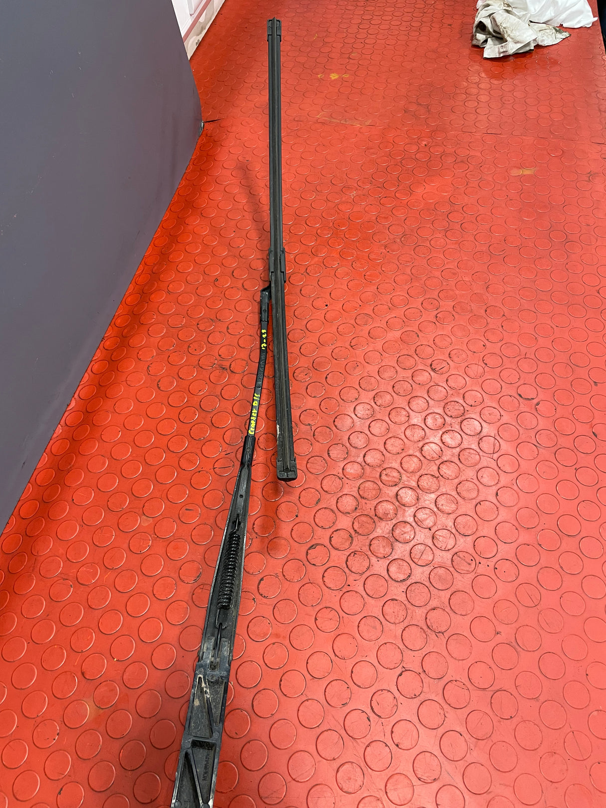 Volkswagen Crafter WIPER ARM Driver's Side O/S 2017-2023 P/N 7C2955410