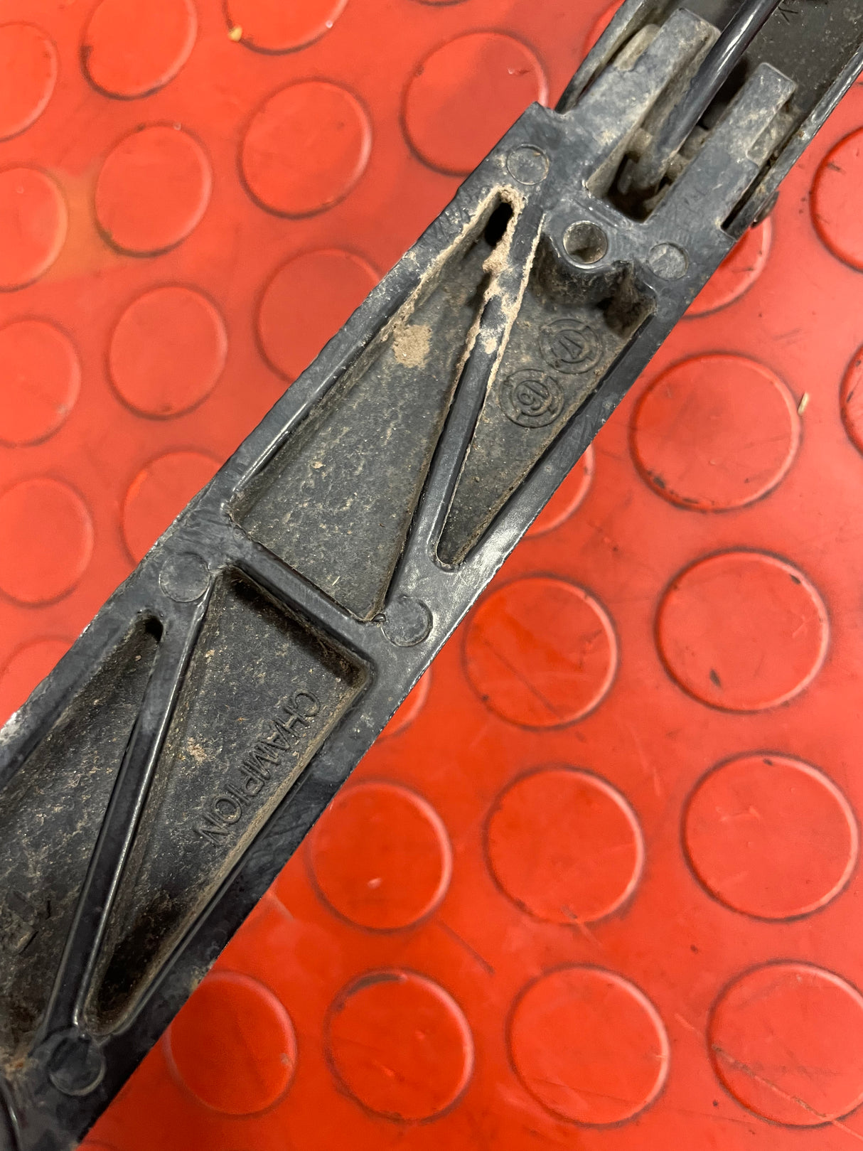 Volkswagen Crafter WIPER ARM Driver's Side O/S 2017-2023 P/N 7C2955410