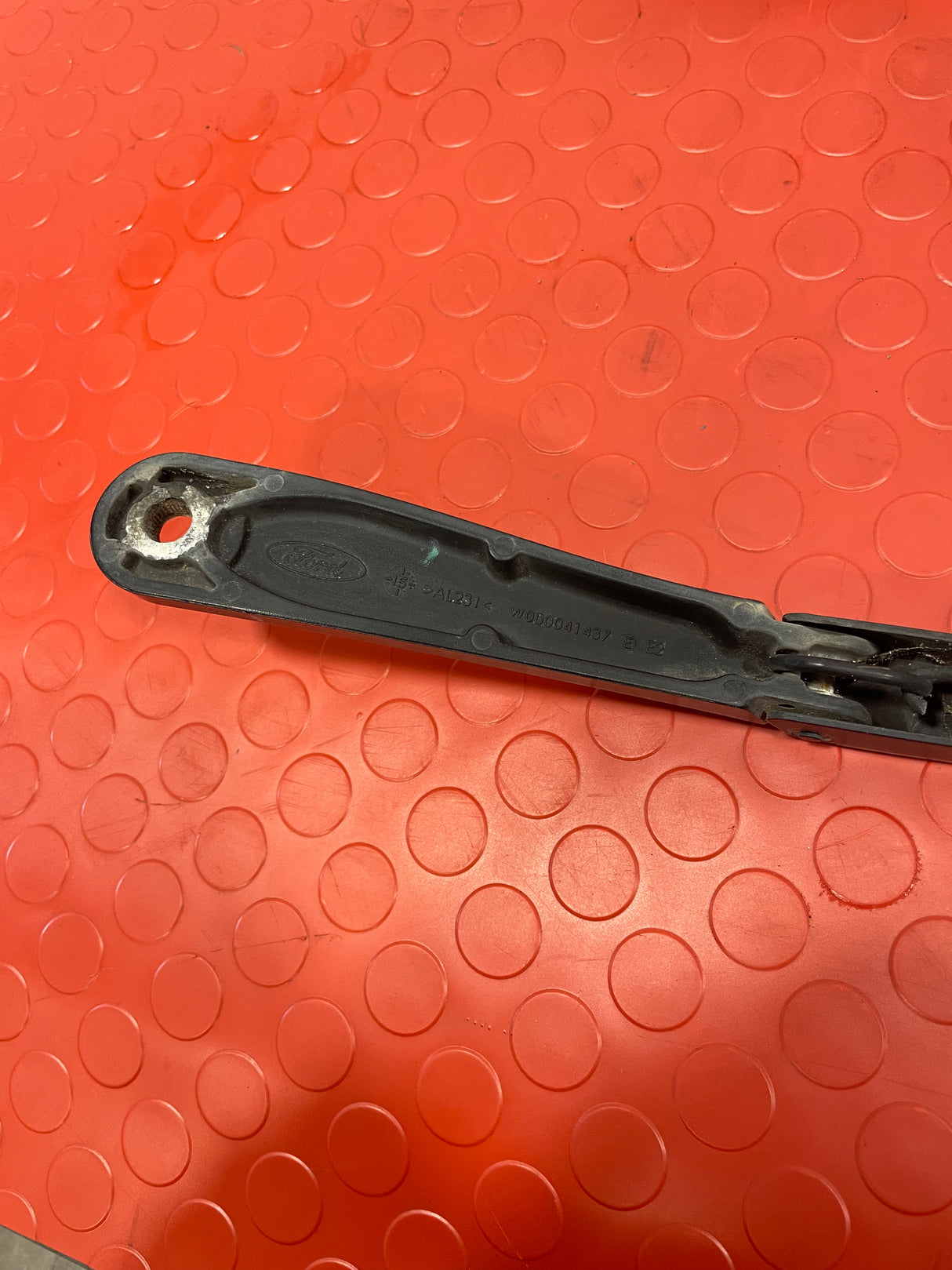 Ford Transit WIPER ARM (PAIR) MK8 P/N BK3117526DE / BK3117526CD
