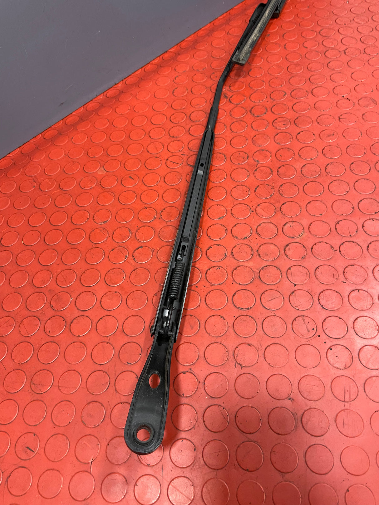 Vauxhall Combo/Peugeot Partner/Citroen Berlingo/Toyota Proace City WIPER ARM ASSEMBLY (No Hose) Front Passenger's Side P/N 9839409180 - 1