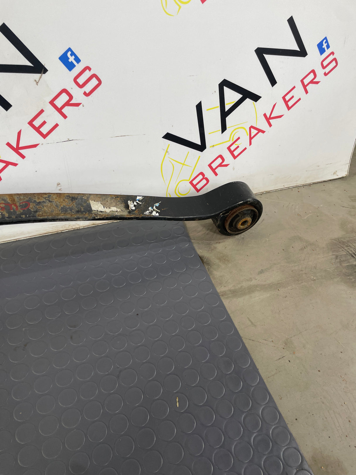 Ford Transit Custom REAR LEAF SPRING 2013-ON (60mmx1350mm eye to eye) P/N BK215560AH