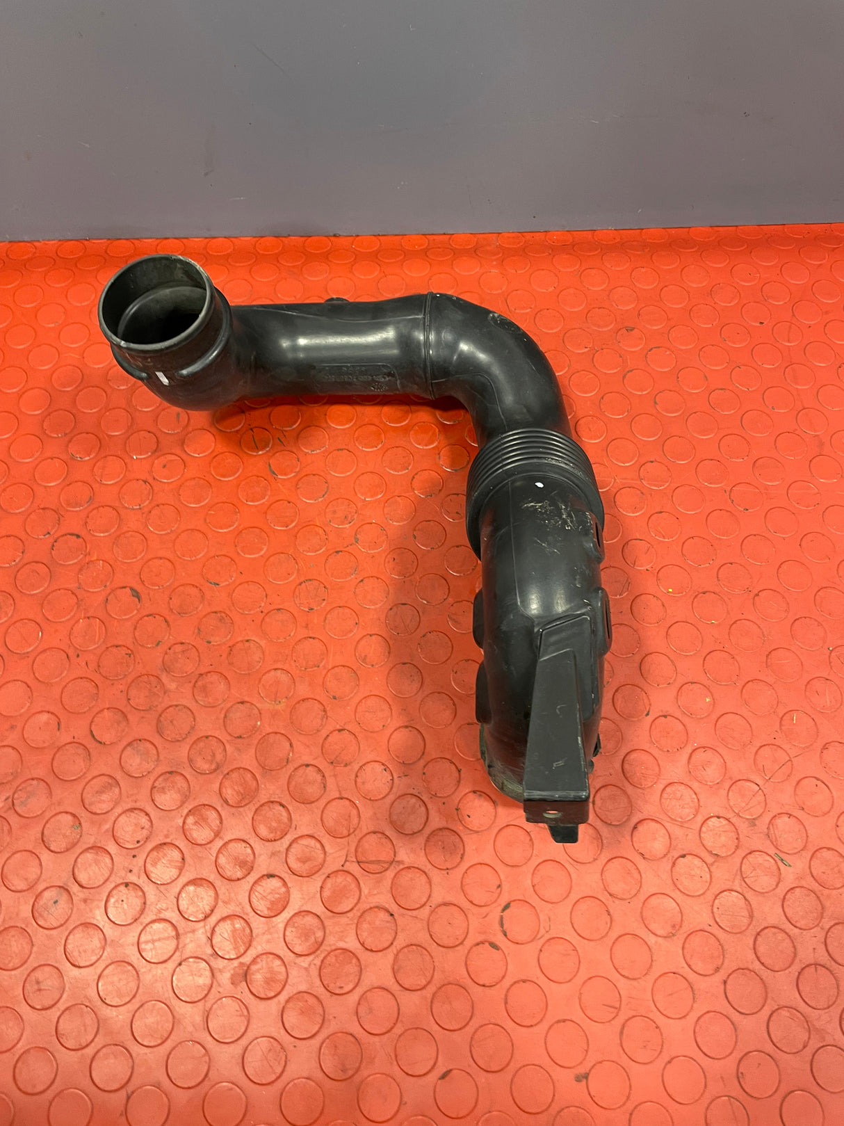 Renault Master/Vauxhall Movano/Nissan NV400 AIR INTAKE HOSE PIPE 2010-2021 2.3 DTI P/N 165554107R