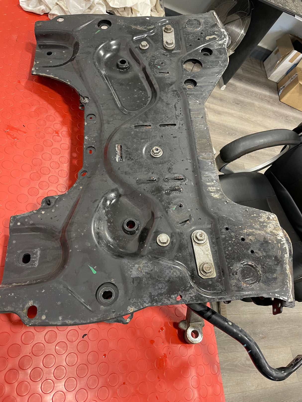 Citroen Berlingo/Peugeot Partner/Toyota Proace City Vauxhall Combo SUB FRAME 2019-2024 1.5l P/N 94703m01