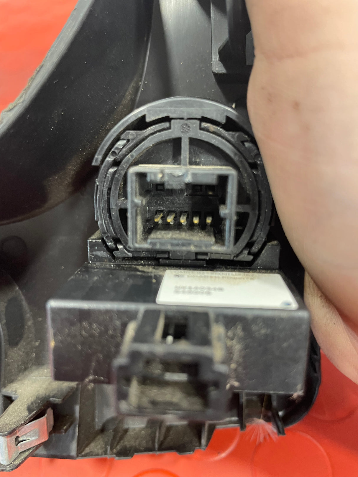 Nissan Navara SPEEDOMETER SURROUND TRIM AND STOP START SWITCH 2.3DCI 2017 P/N 682404KJ0A