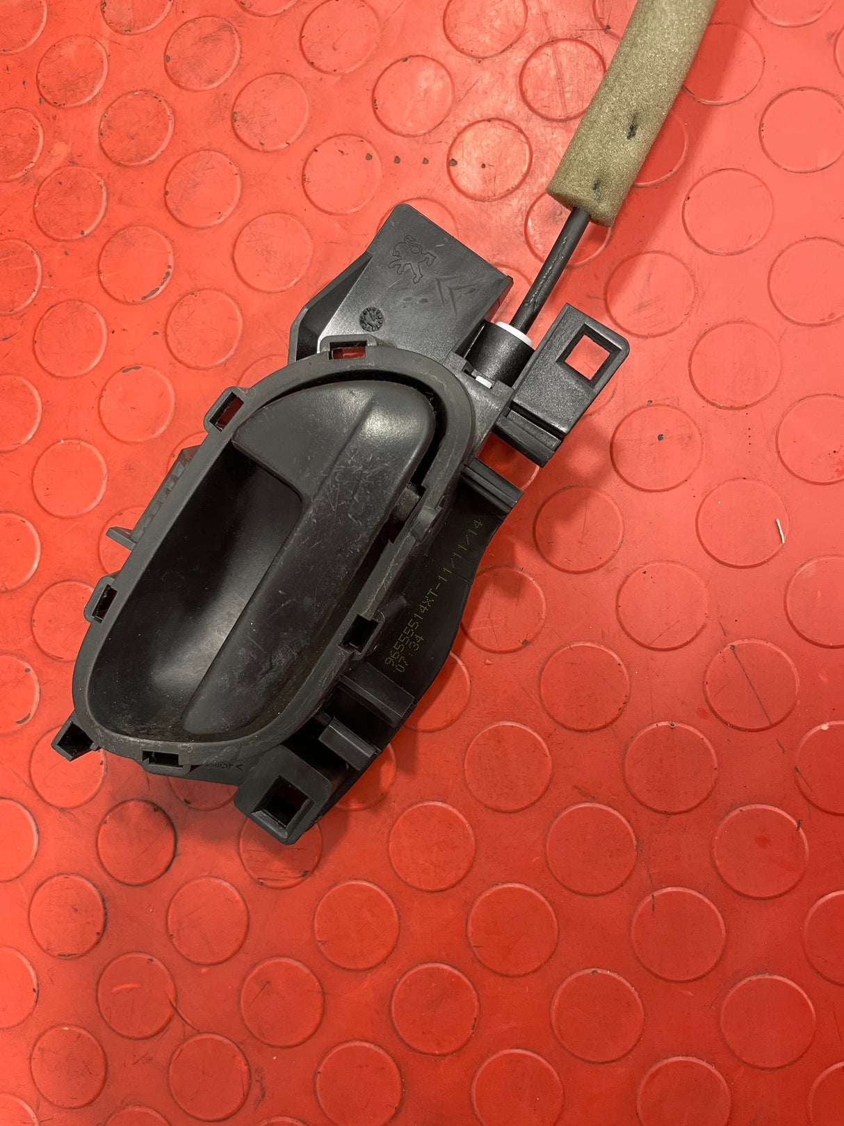 Citroen Berlingo/Peugeot Partner DRIVER SIDE FRONT INNER DOOR OPENER SET 2008-2018 P/N A01454 / 96555514XT