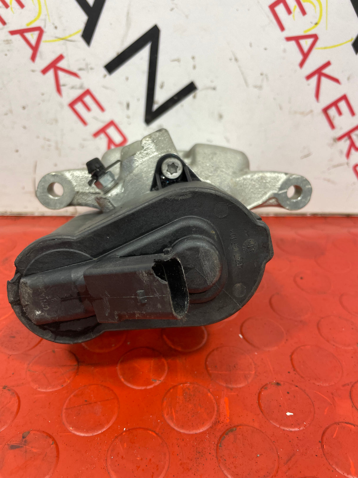 Volkswagen Passat/Tiguan/Sharan CC REAR PASSENGER NEAR SIDE BRAKE CALIPER 1.4 1.6 2.0 P/N 5N0615403