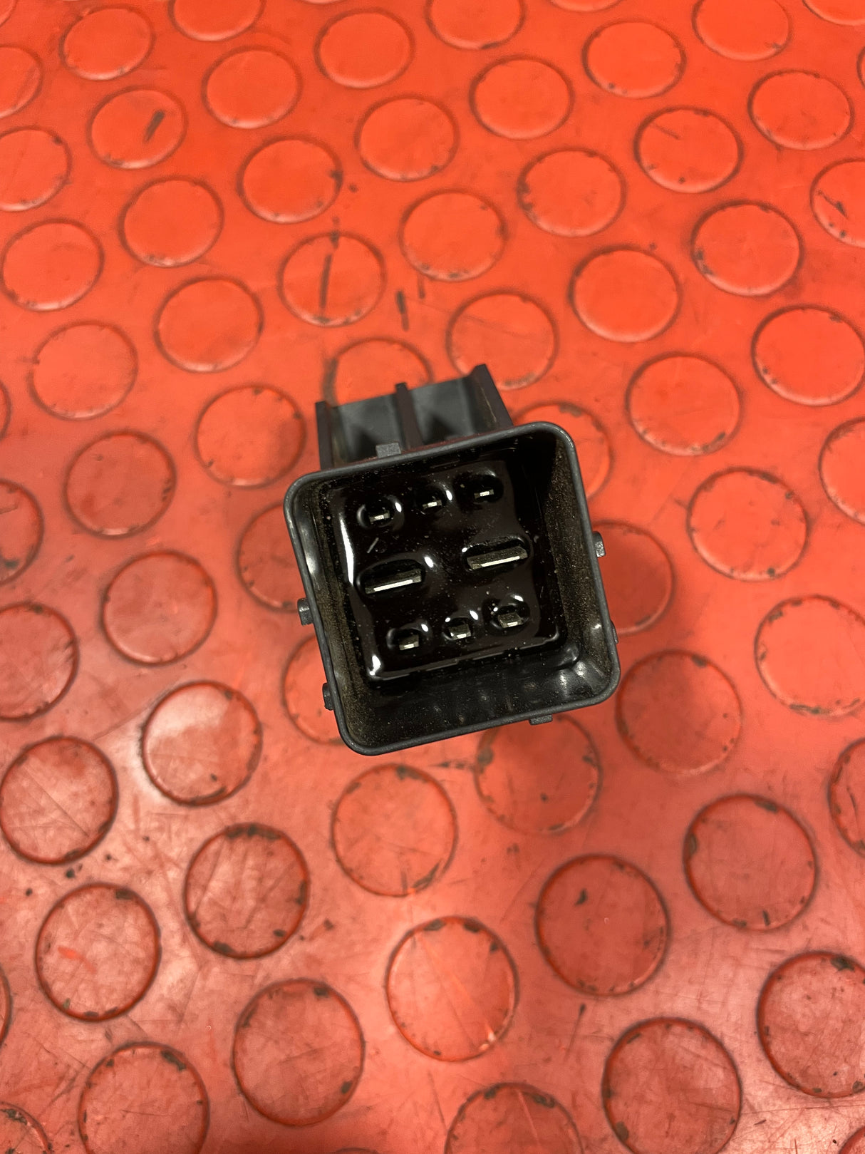 Peugeot Partner/Citroen Berlingo/Vauxhall Combo/Toyota Proace City GLOW PLUG RELAY MODULE 2019-2024 P/N 9803299780