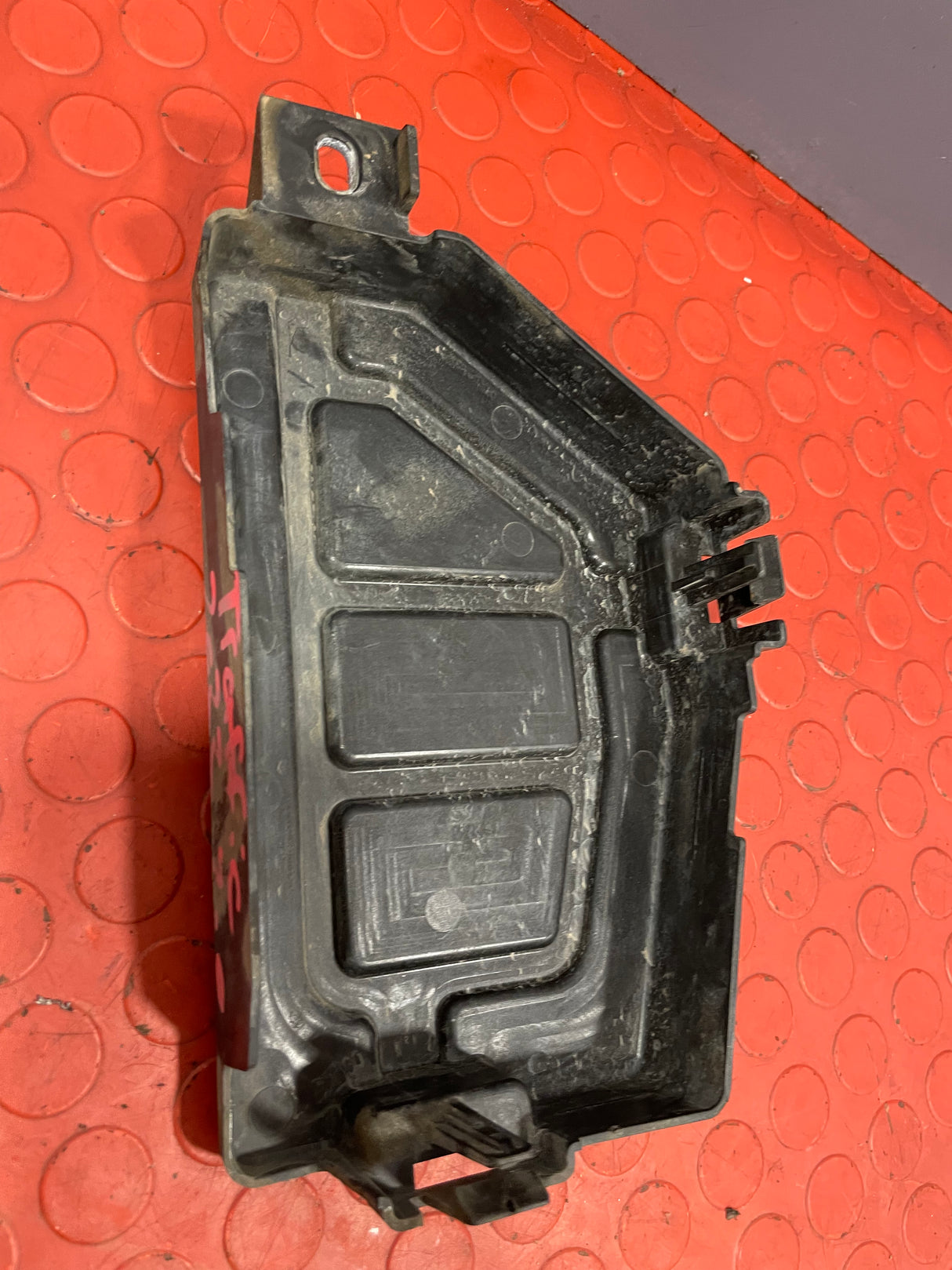 Renault Trafic/Nissan NV300 FUSE BOX COVER 2019-2024 P/N 227A63575R