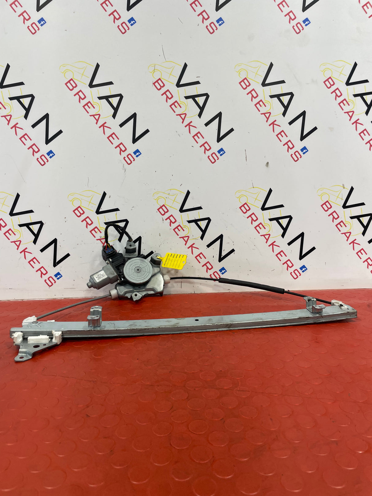 Nissan NV200 WINDOW REGULATOR PASSENGER SIDE FRONT LEFT 2009-2016 P/N 80731CV01A