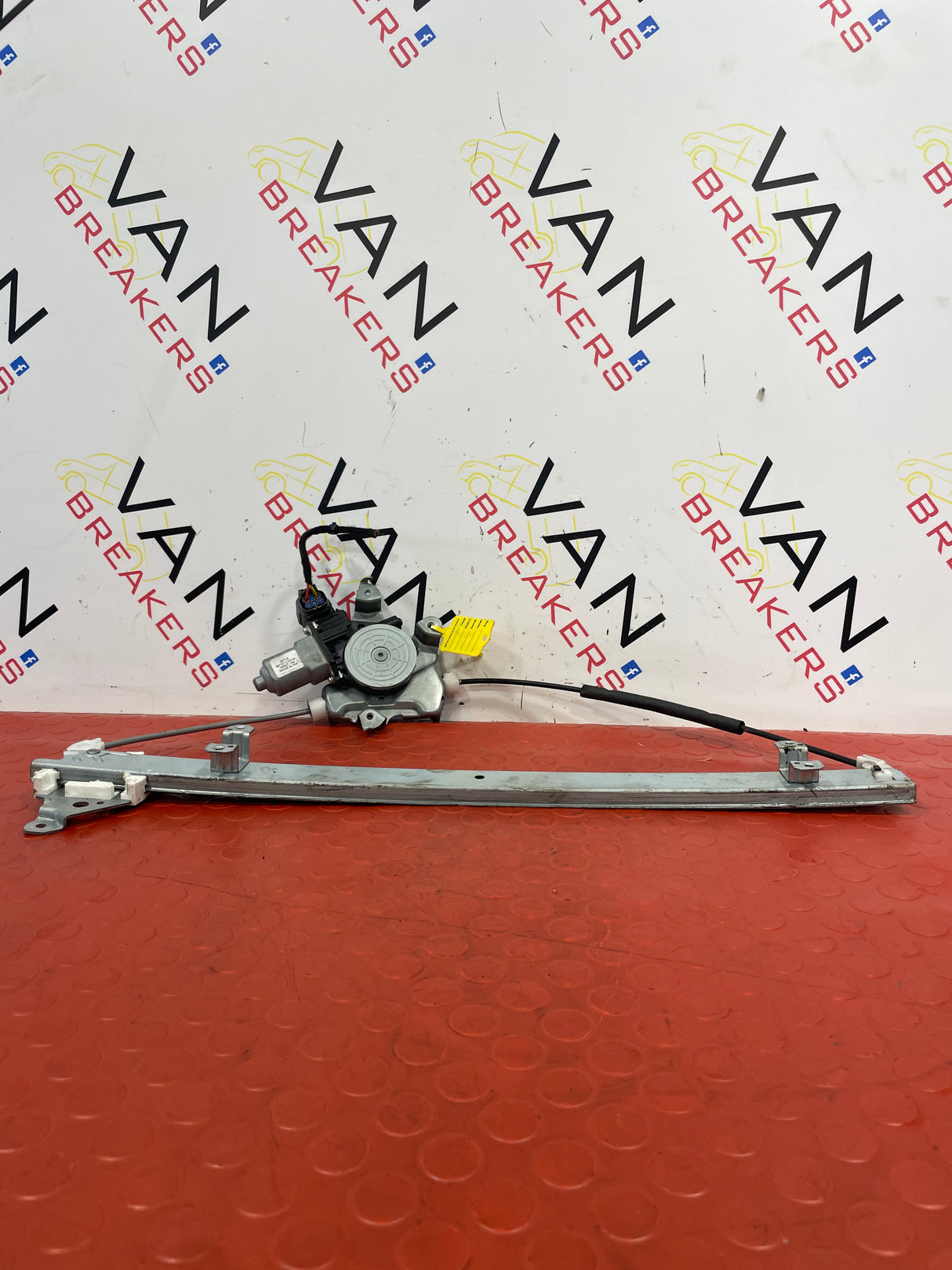 Nissan NV200 WINDOW REGULATOR PASSENGER SIDE FRONT LEFT 2009-2016 P/N 80731CV01A