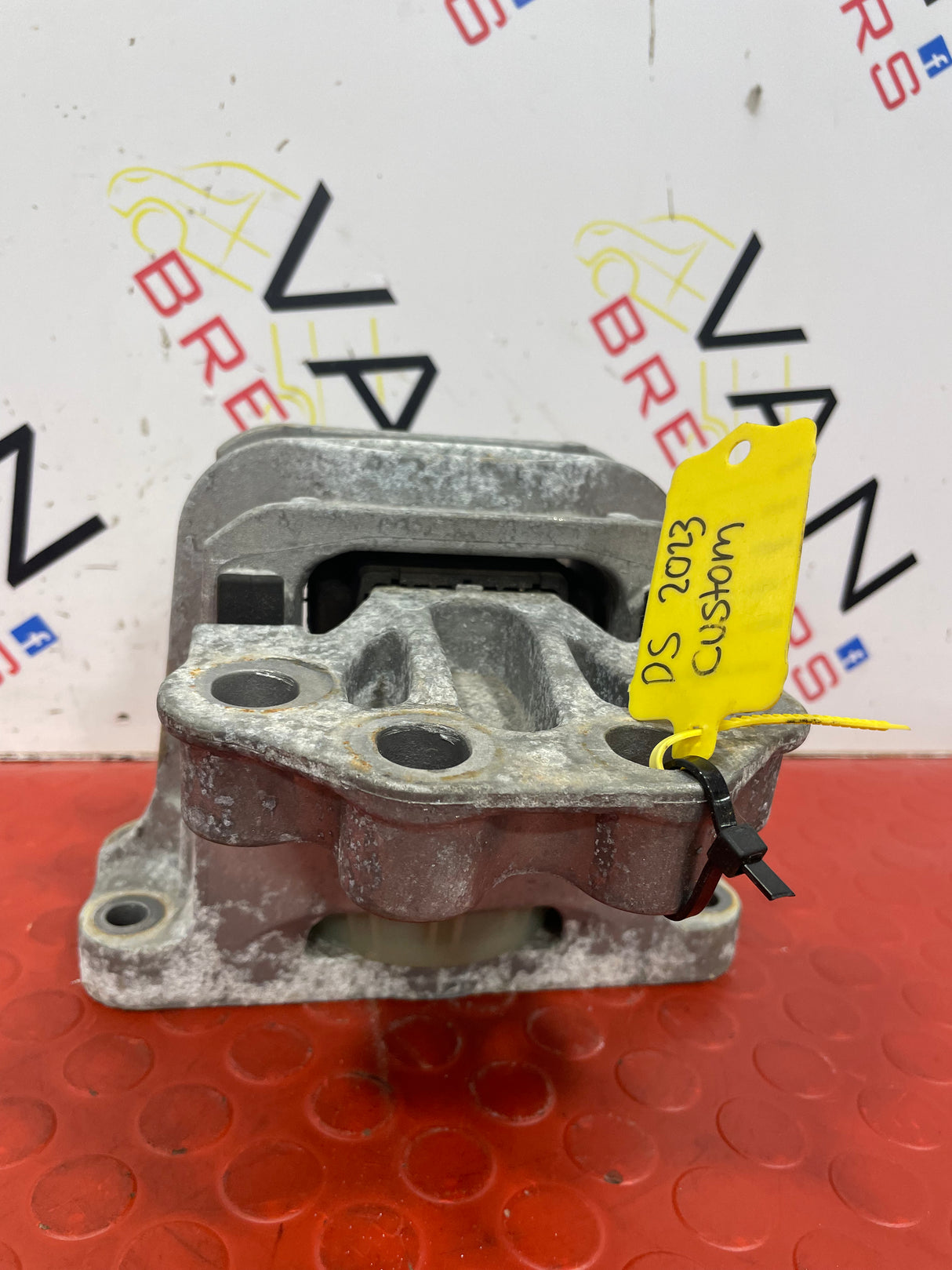 Ford Transit Custom ENGINE MOUNT DRIVERS SIDE O/S 2.2TDCI 2013-2018 P/N GK216F012CD