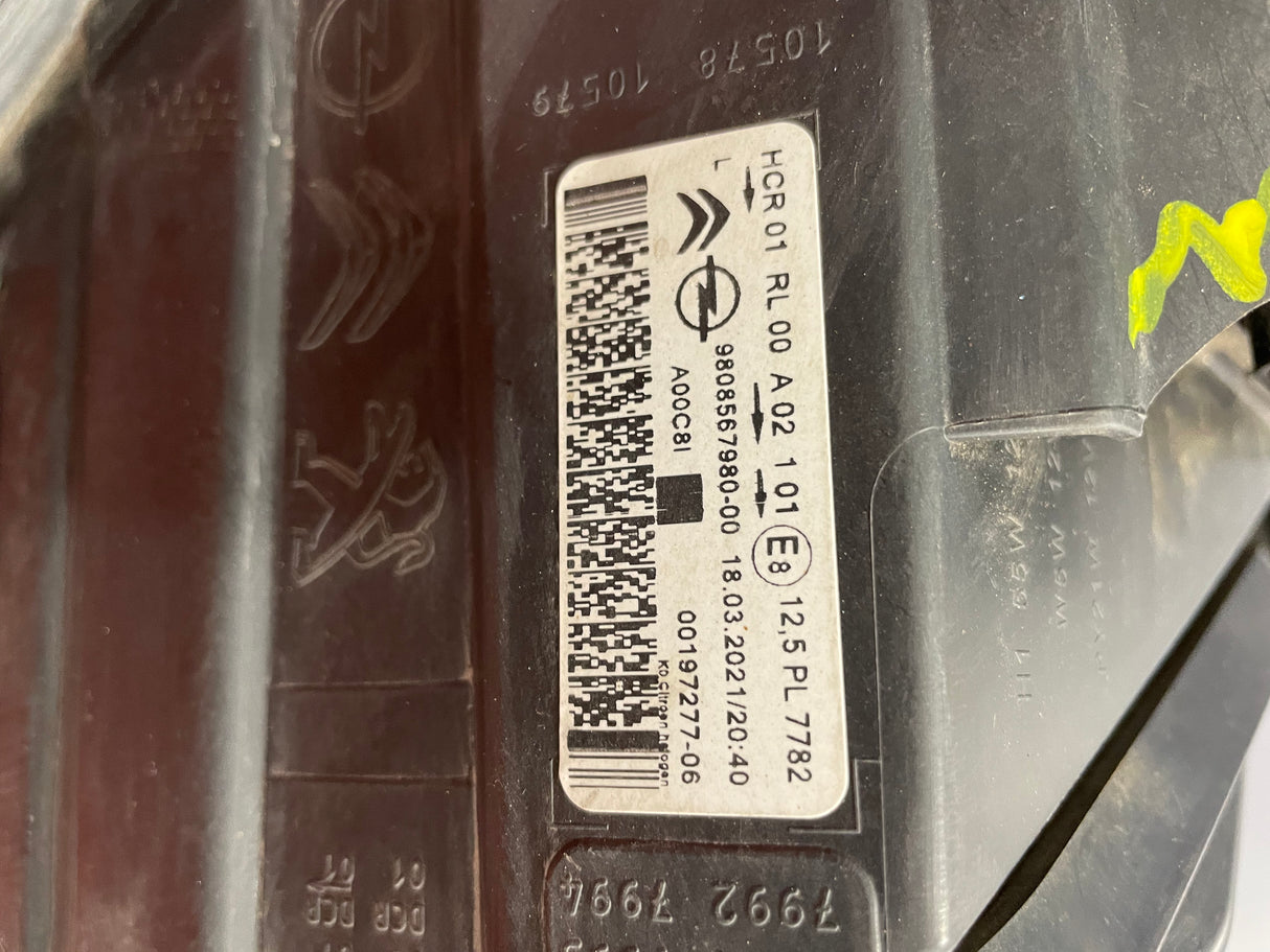 Vauxhall Vivaro/Citroen Dispatch/Peugeot Expert/Toyota Proace/Fiat Scudo HEADLIGHT ASSEMBLY Passenger's Side (w/ Repair Please See Photos) 2016-2024 P/N 9808567980 - 1